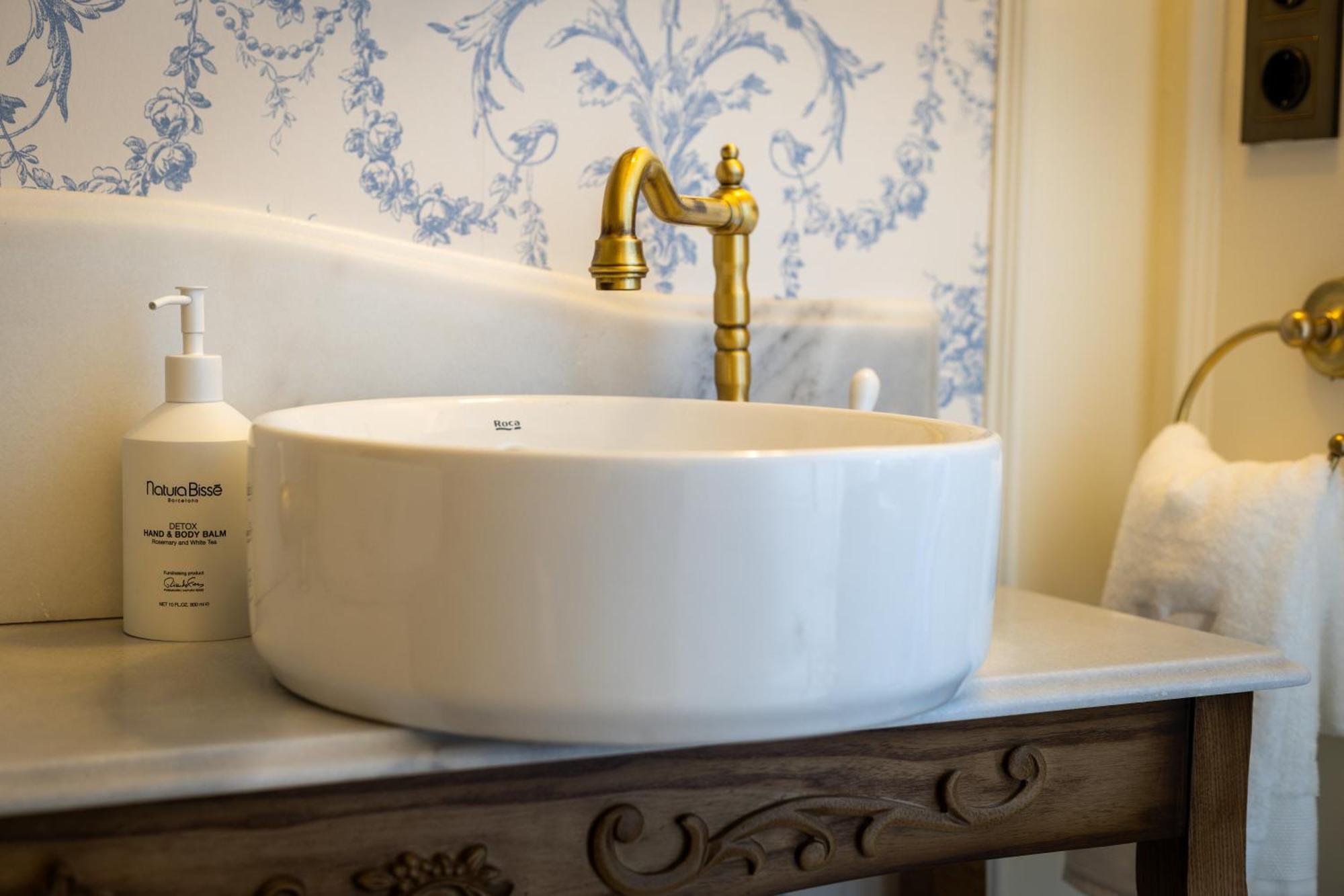 Exclusive Double Room bathtub Sea View