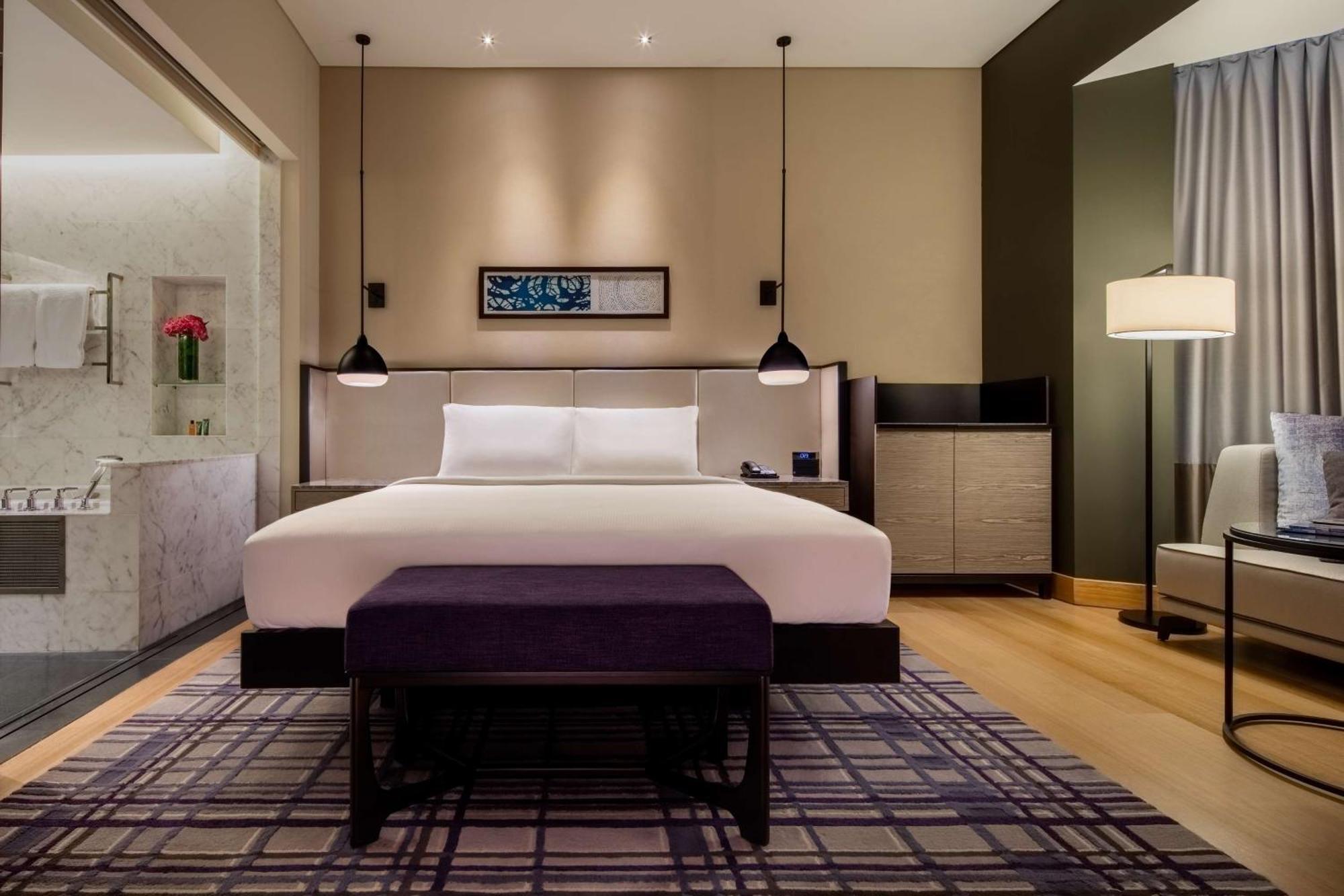 Deluxe King Room,1663739509:JPEG