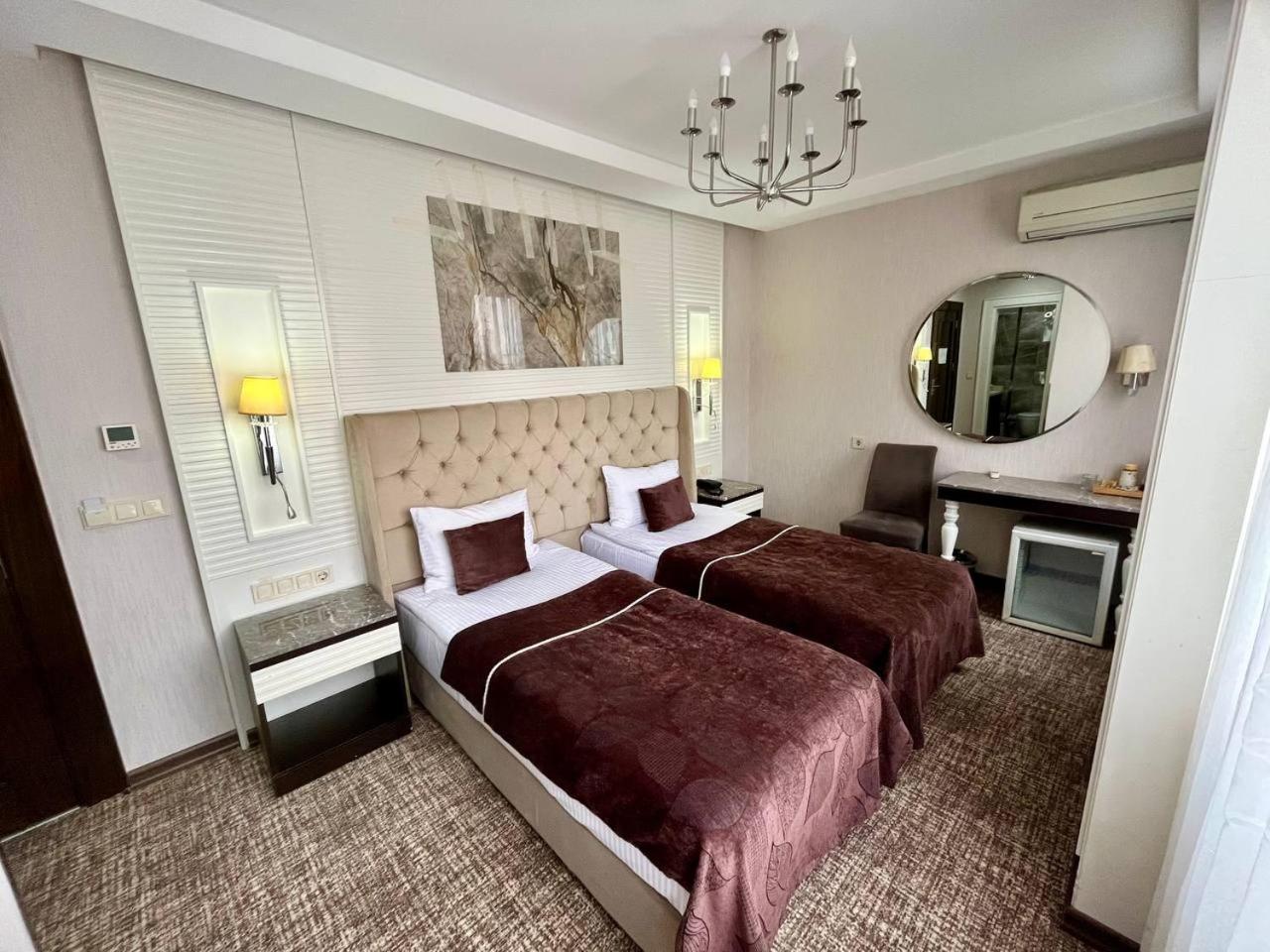Deluxe Double or Twin Room