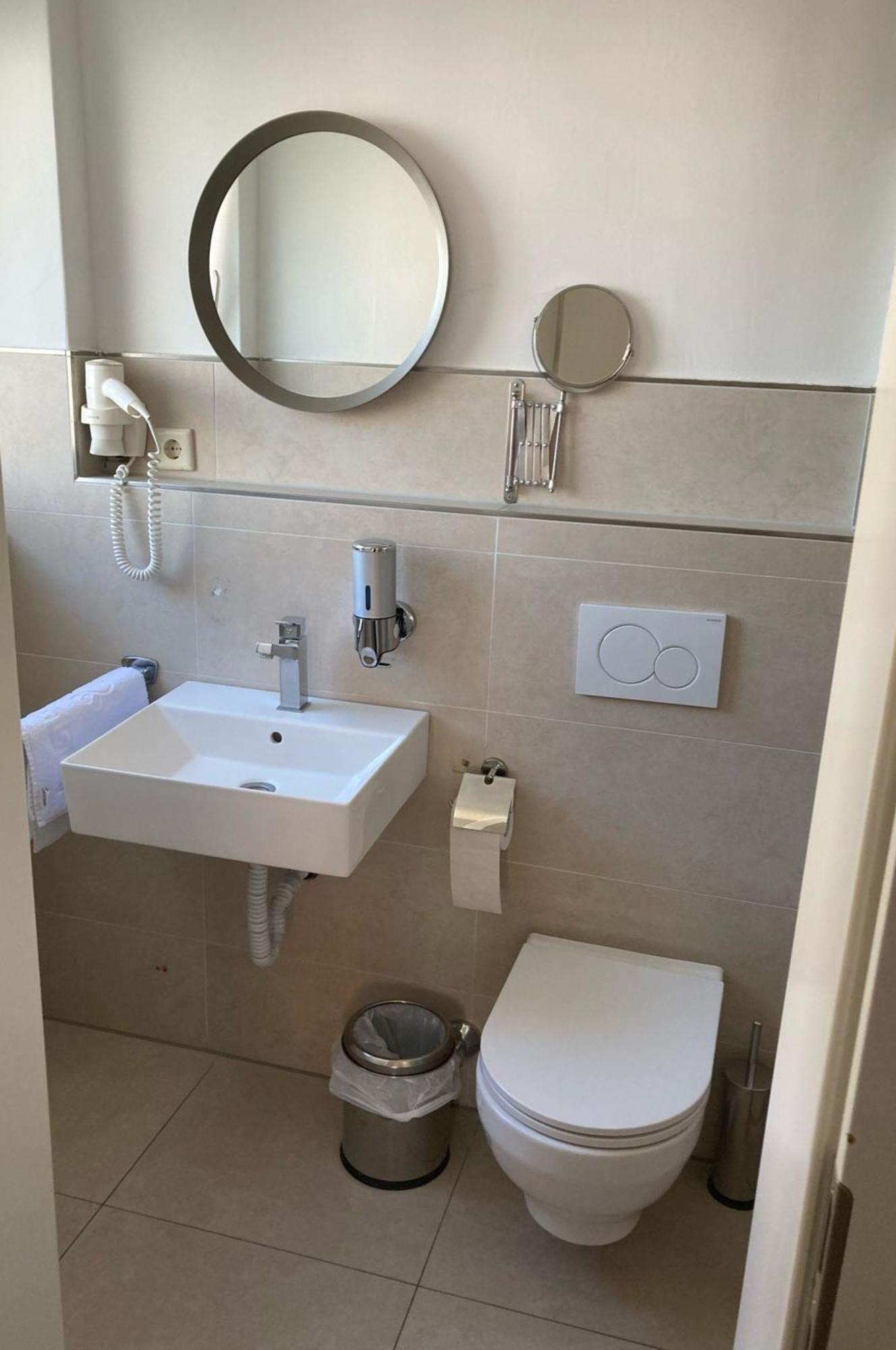 Comfort Double or Twin Room