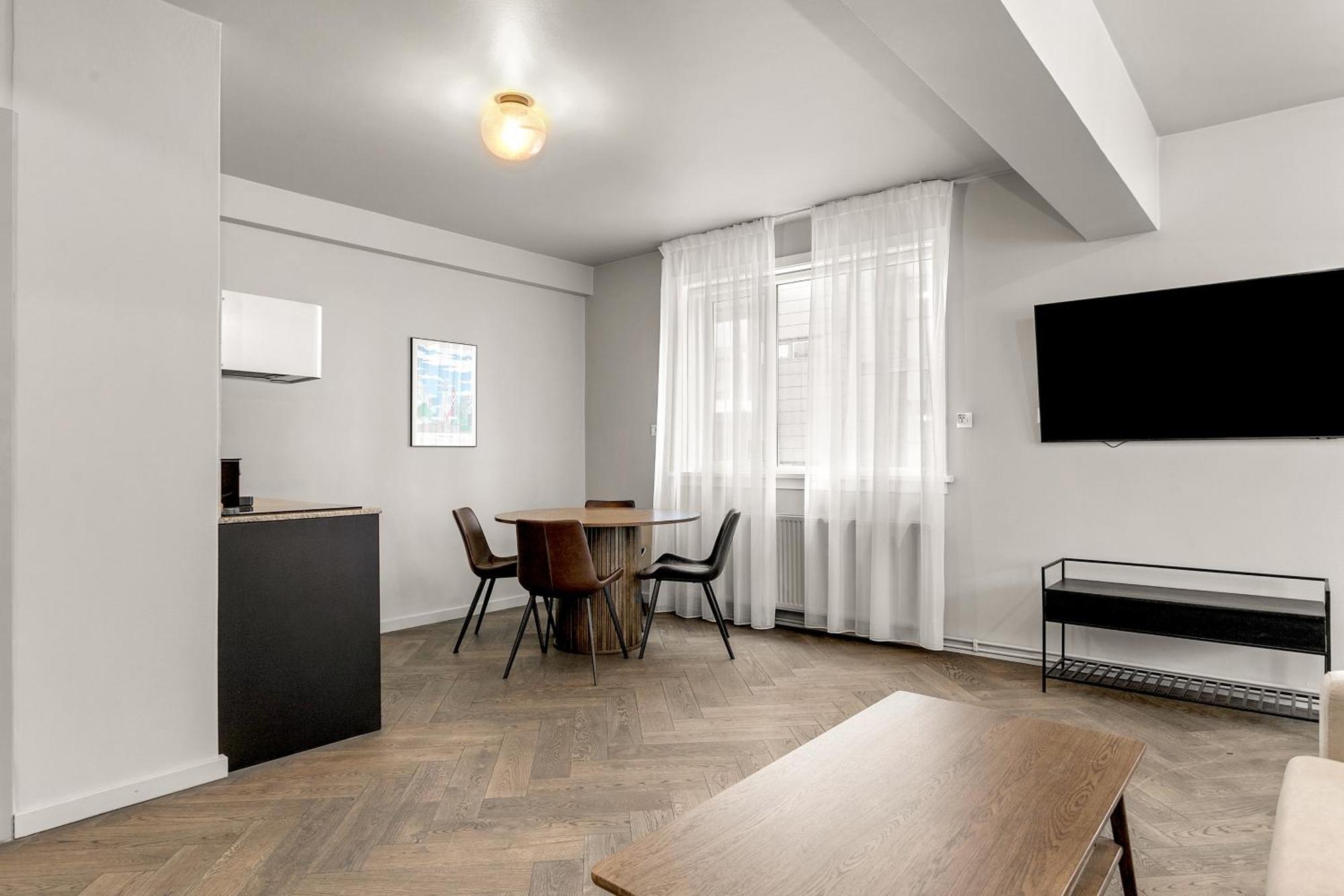 Superior Studio