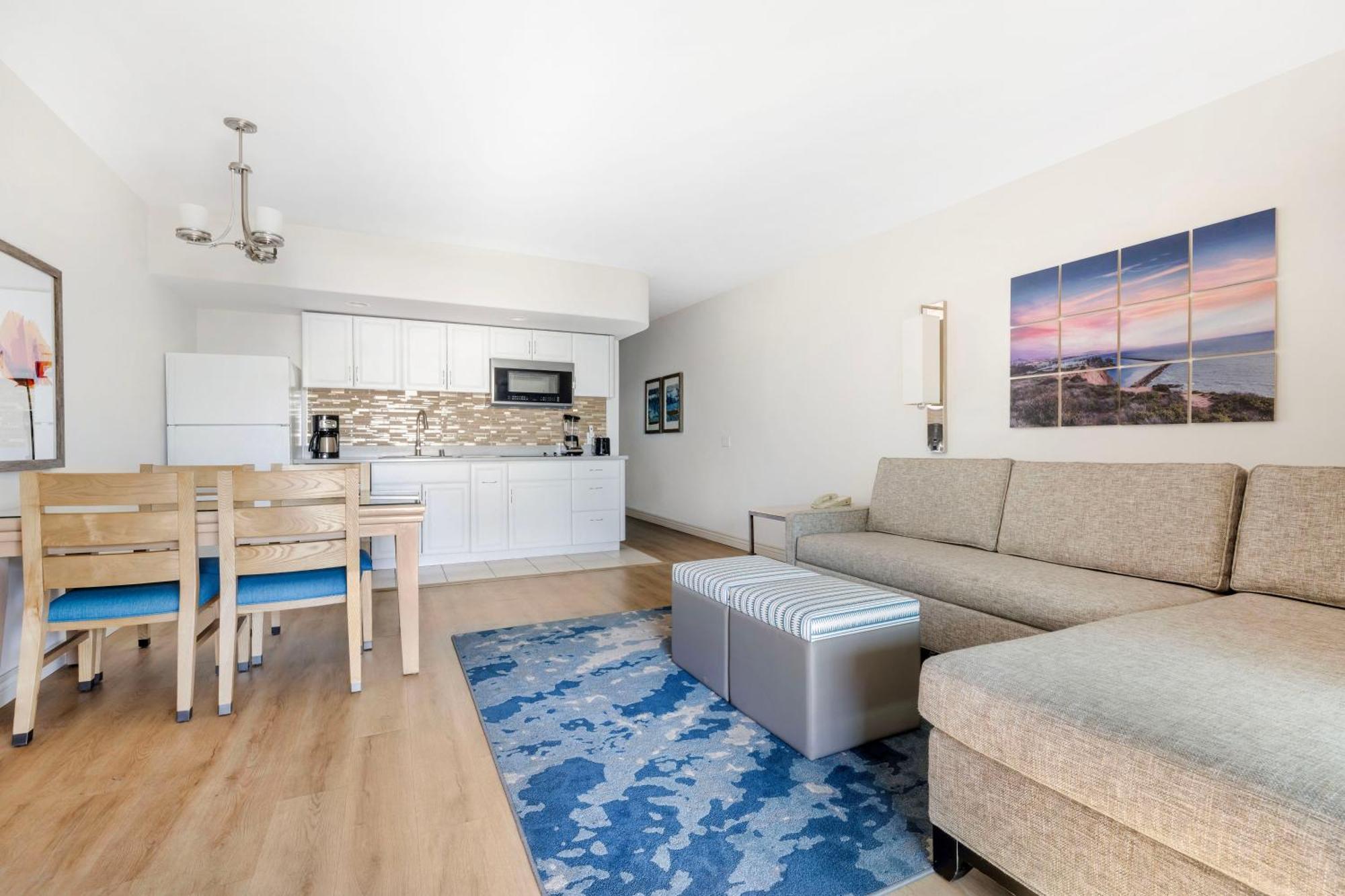 One-Bedroom King Suite with Balcony and Ocean View