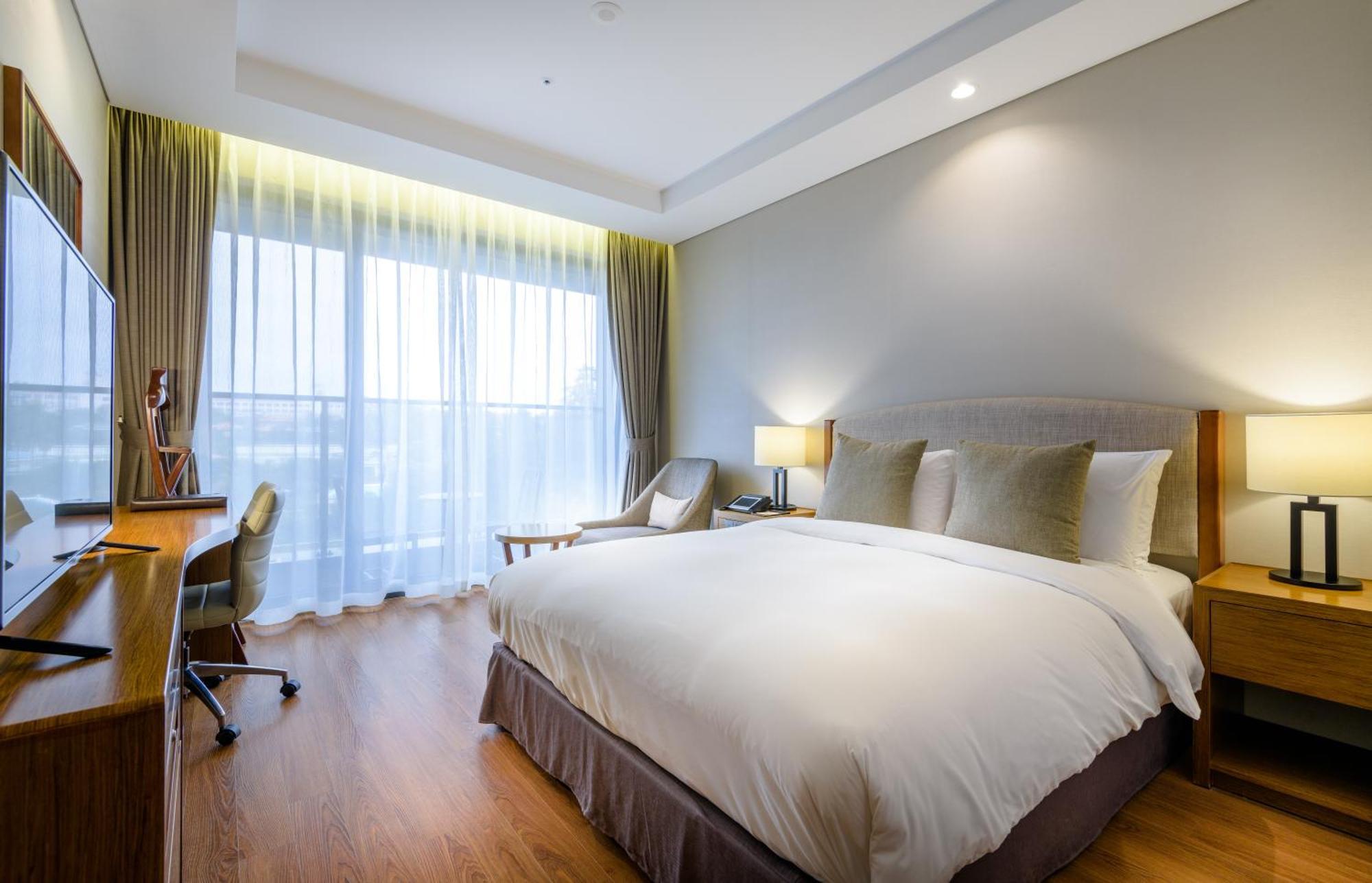 Superior Double (11th Anniversary Special, Tamnajeon ₩10,000+₩10,000 (1+1), per night)