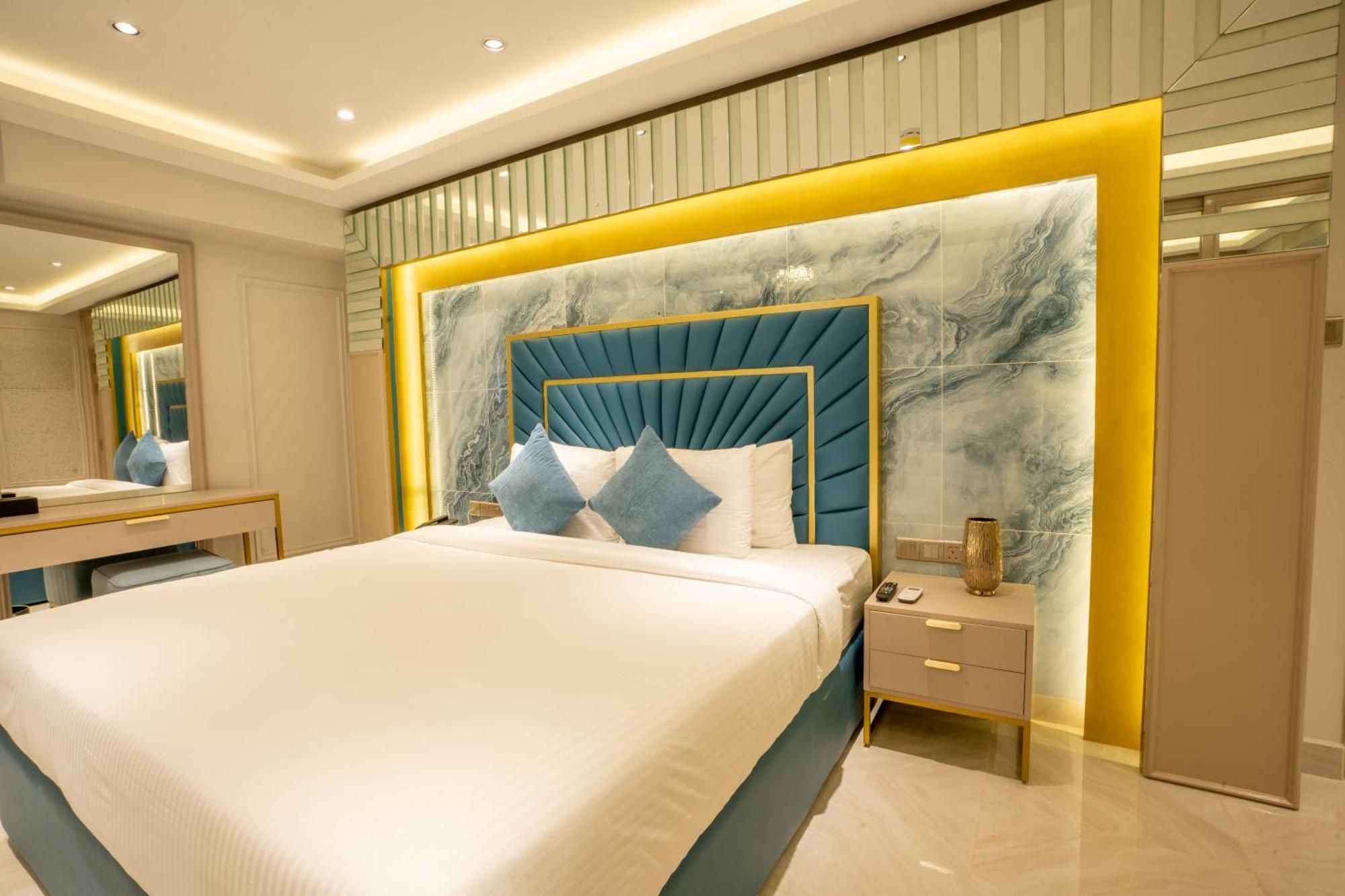 Double Room Balcony Sea View