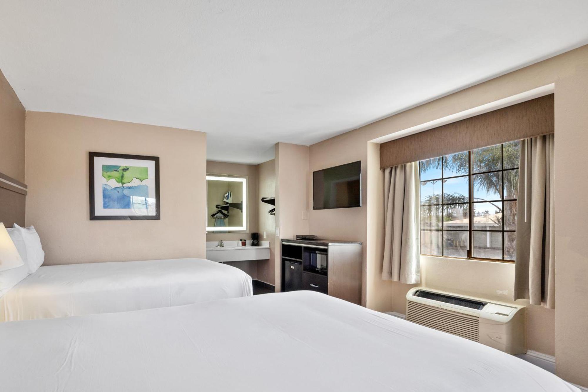 Double Room with Two Double Beds