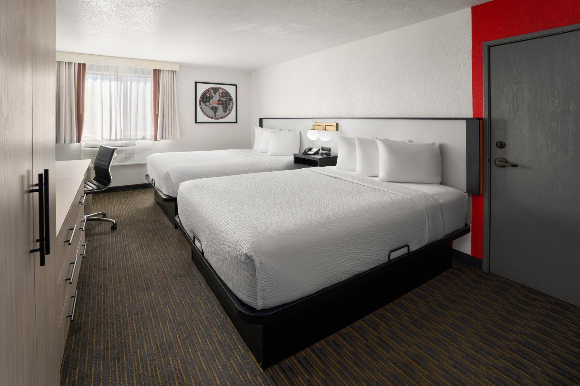 2 Queen Beds, Mobility Accessible Room, Roll-in Shower, Non-Smoking