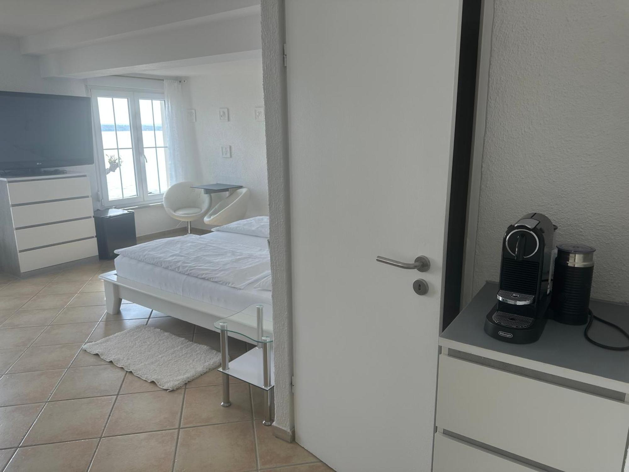 Doppelzimmer mit Seeblick