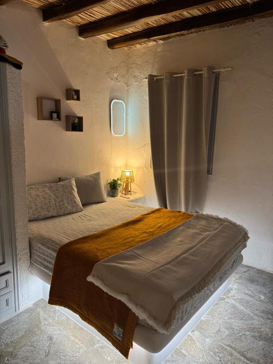 Chambre Double Deluxe - Vue Latérale sur Mer