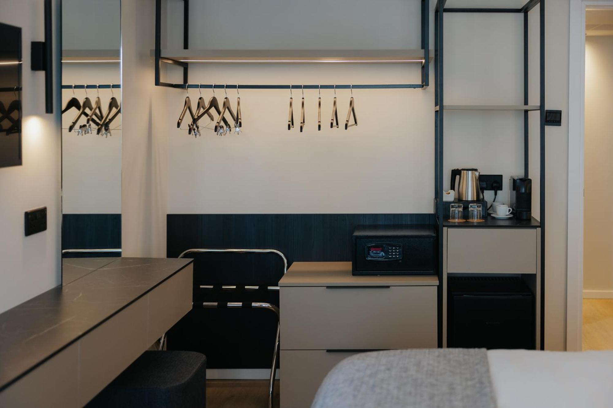 One-Bedroom Suite