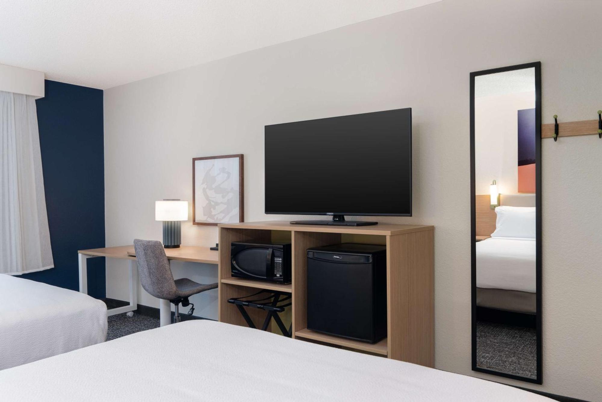 Queen Room with Two Queen Beds