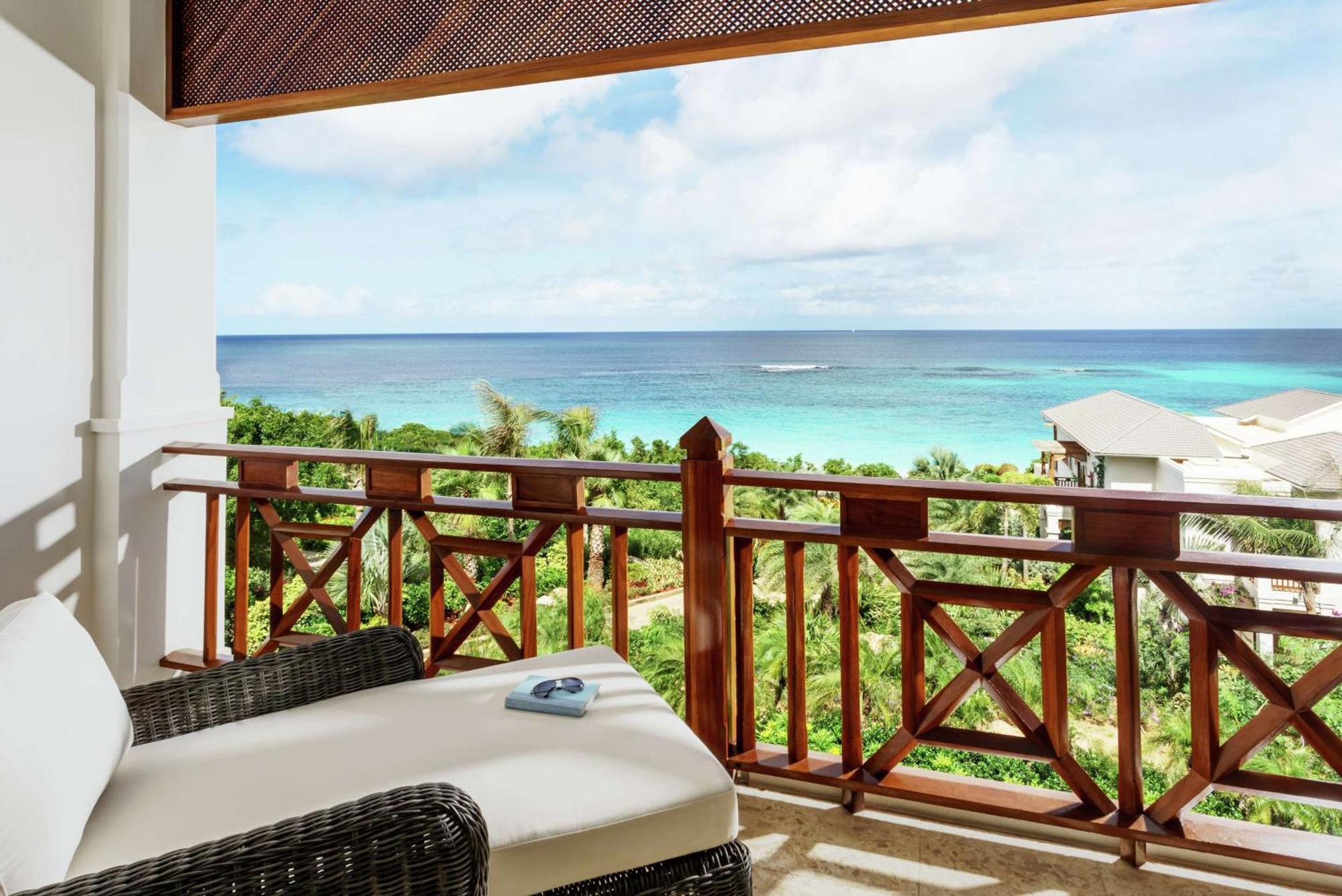 Queen Room with Two Queen Beds, Balcony and Ocean View