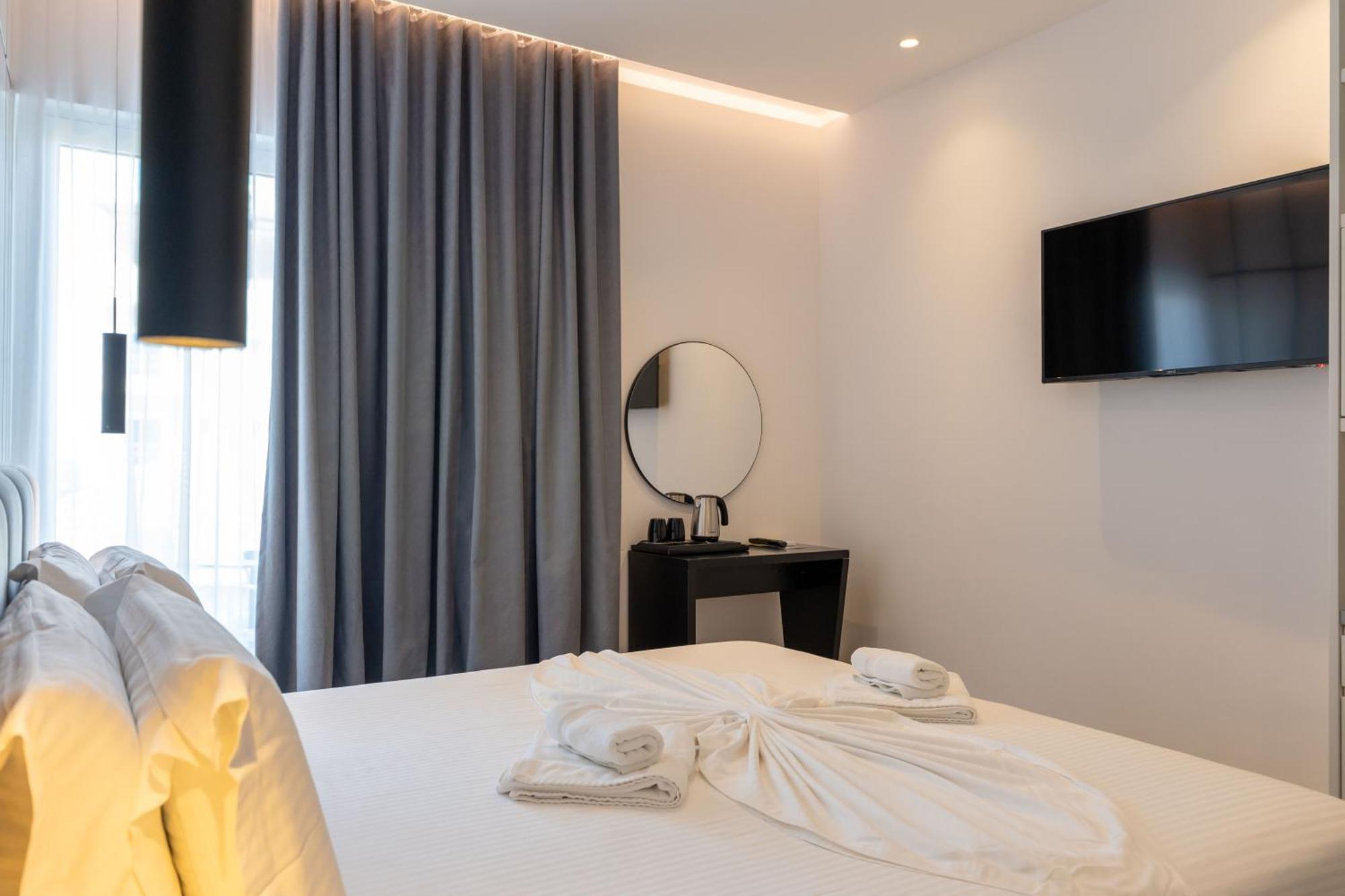 Deluxe Triple Room Sea View
