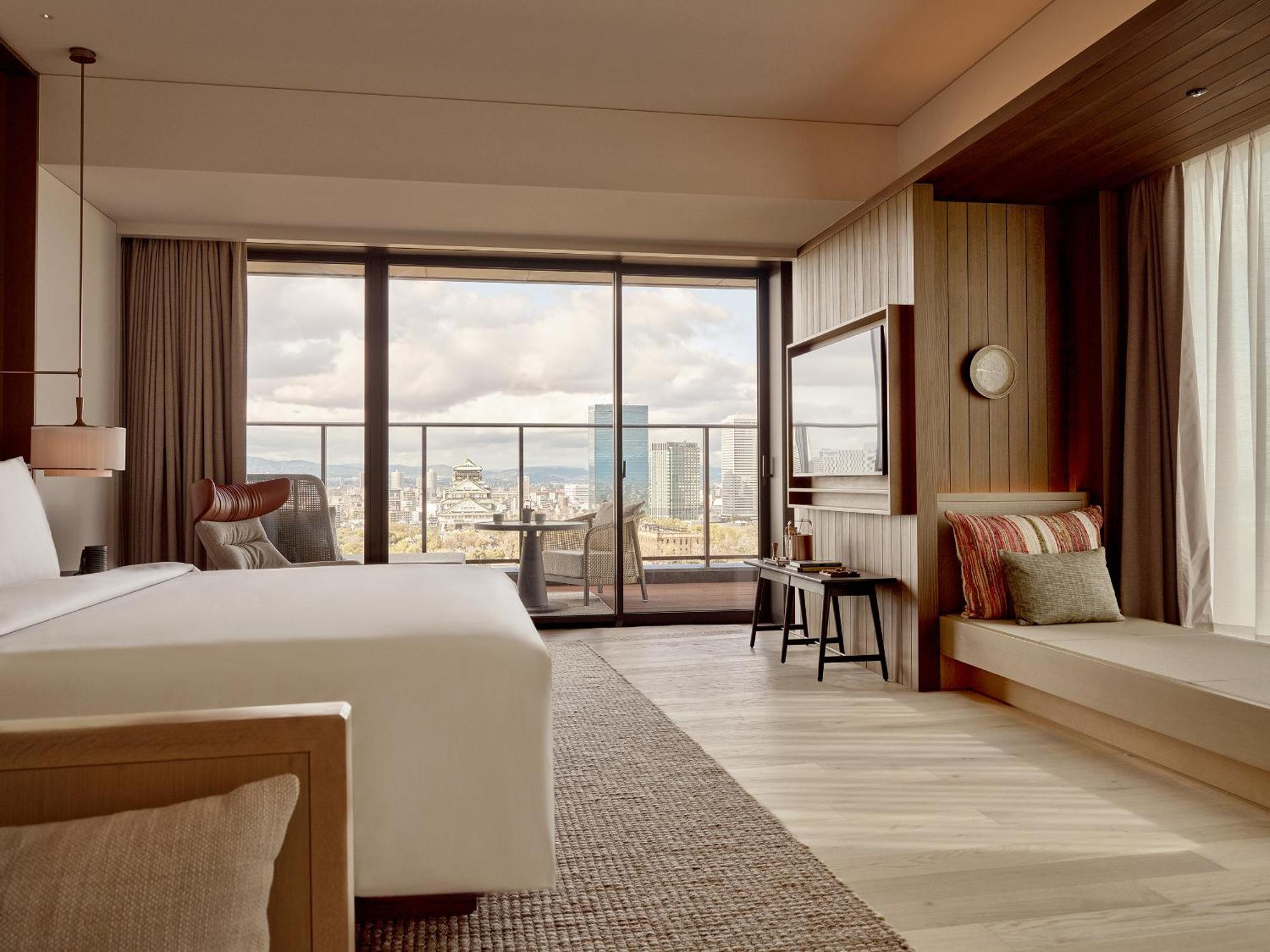 Junior Suite King - Osaka Castle view