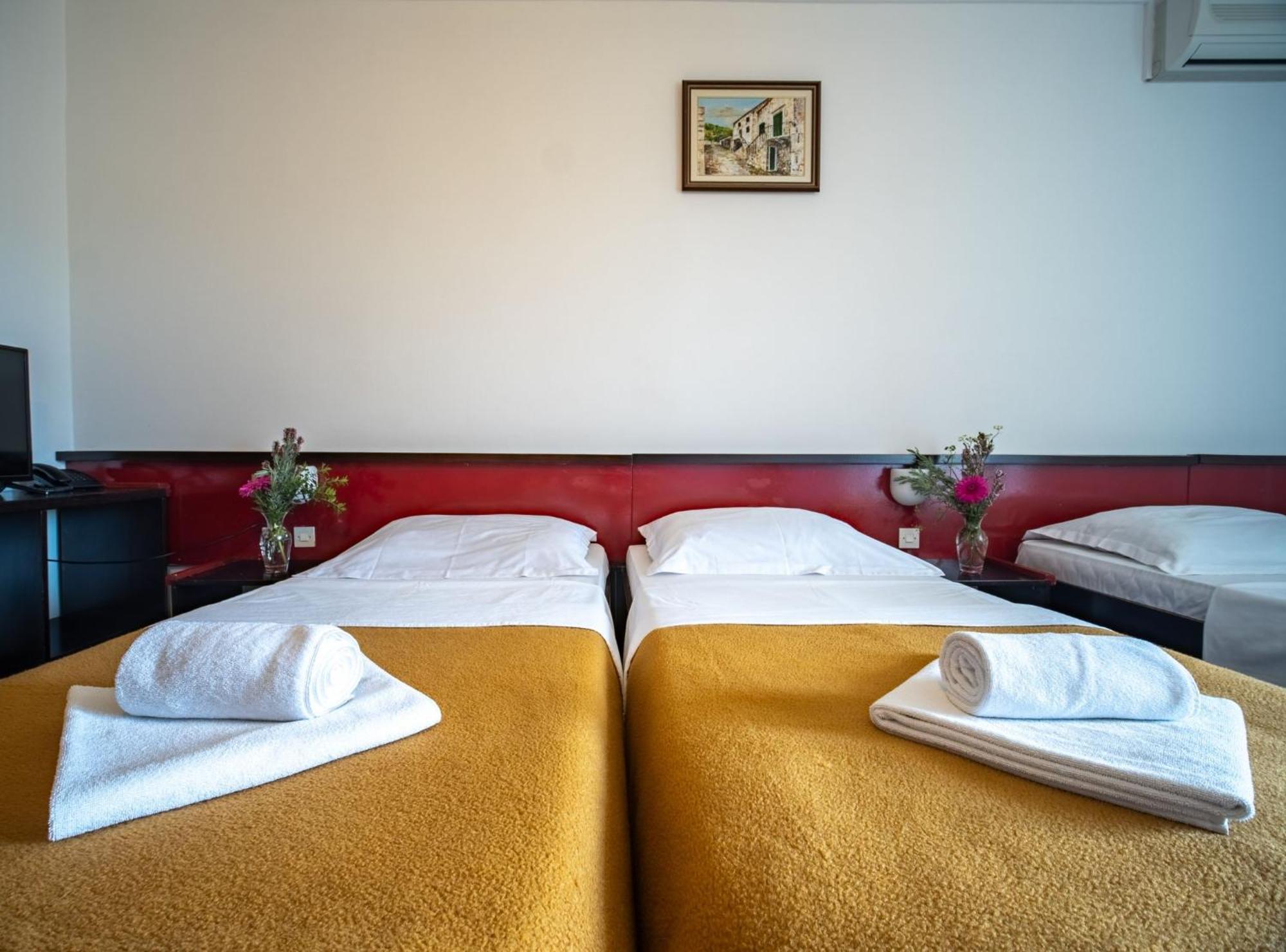 Triple Room Sea View