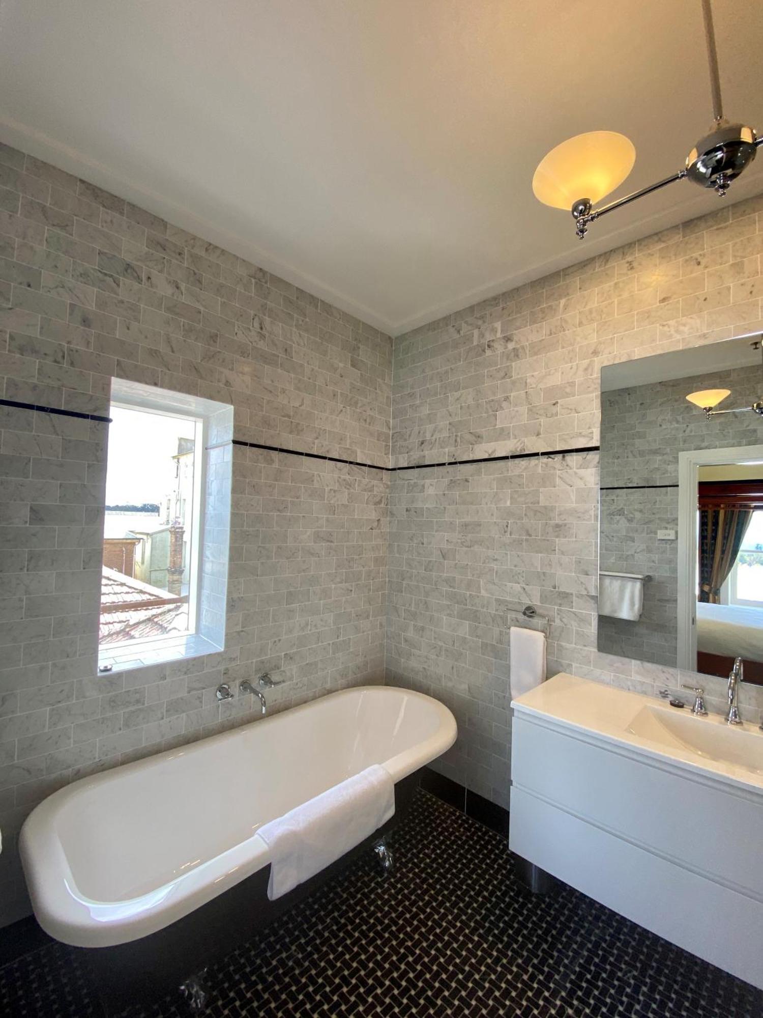 Junior Suite with Mountain View
