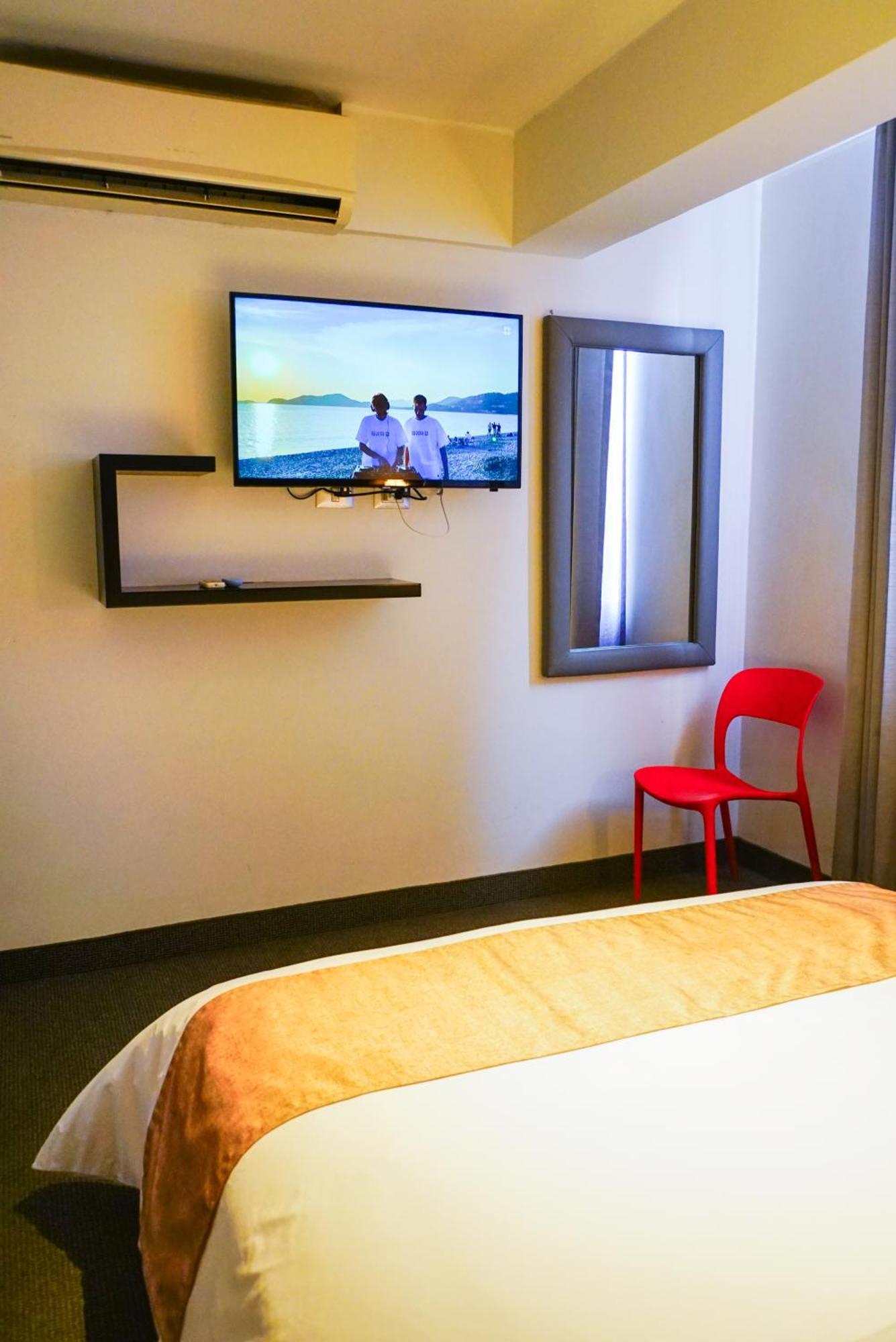 Standard Suite