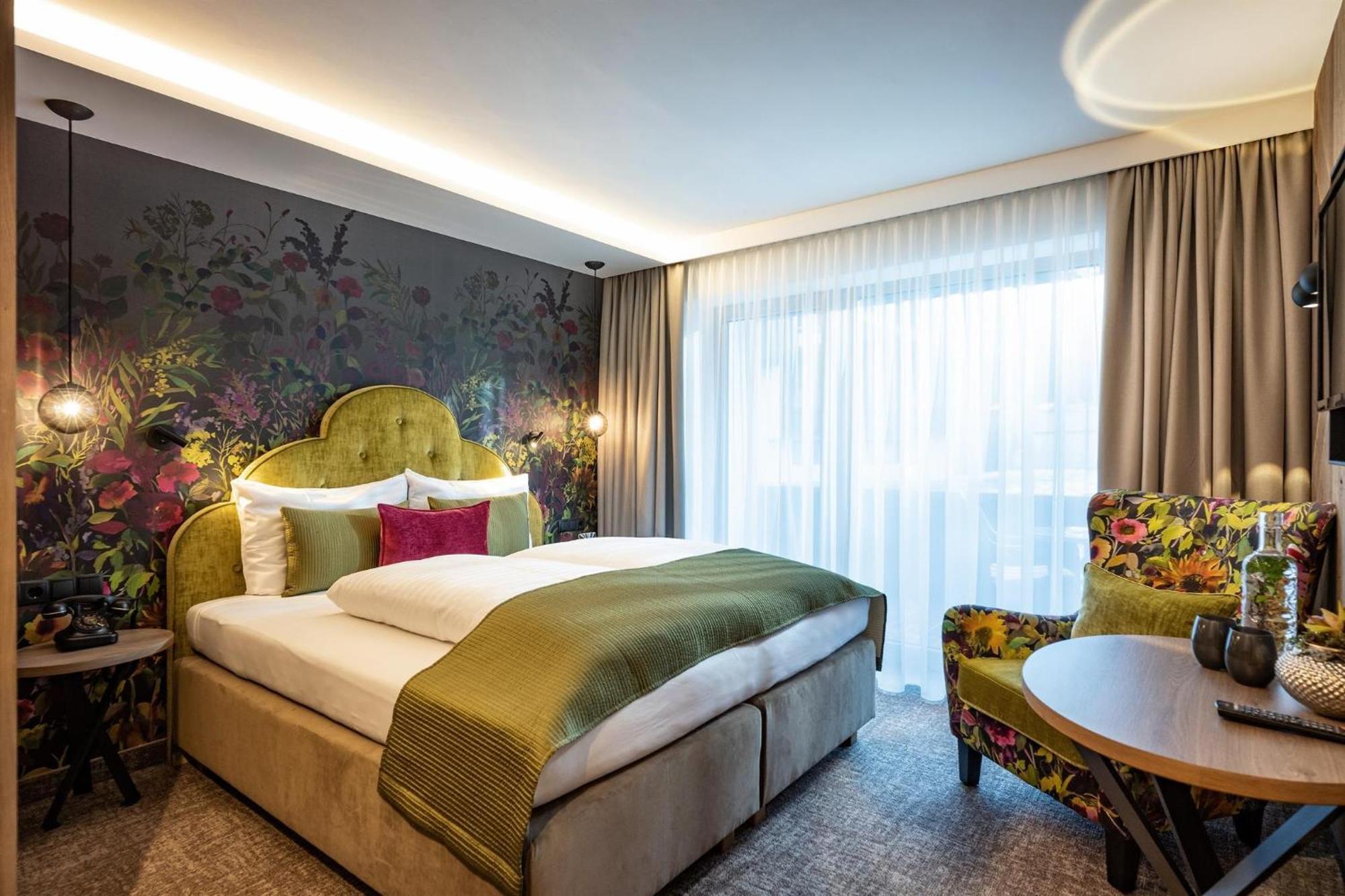 Kamer met Kingsize Bed en Balkon