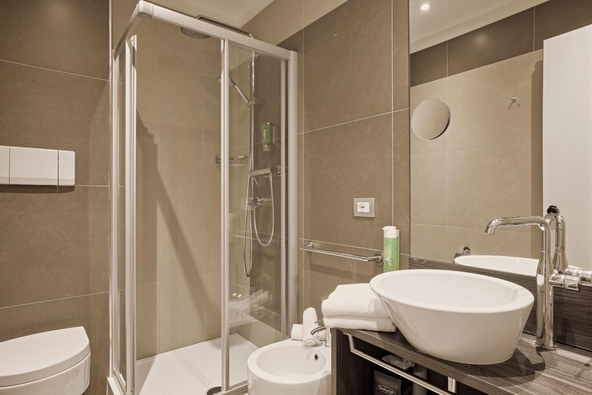 Triple Room (2 Adults + 1 Child)