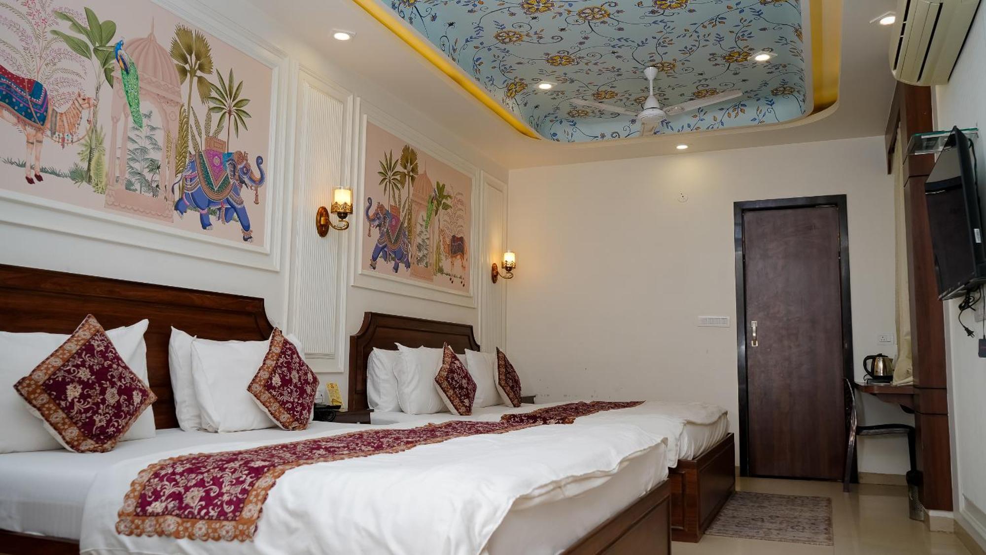 Premium Quadruple Room