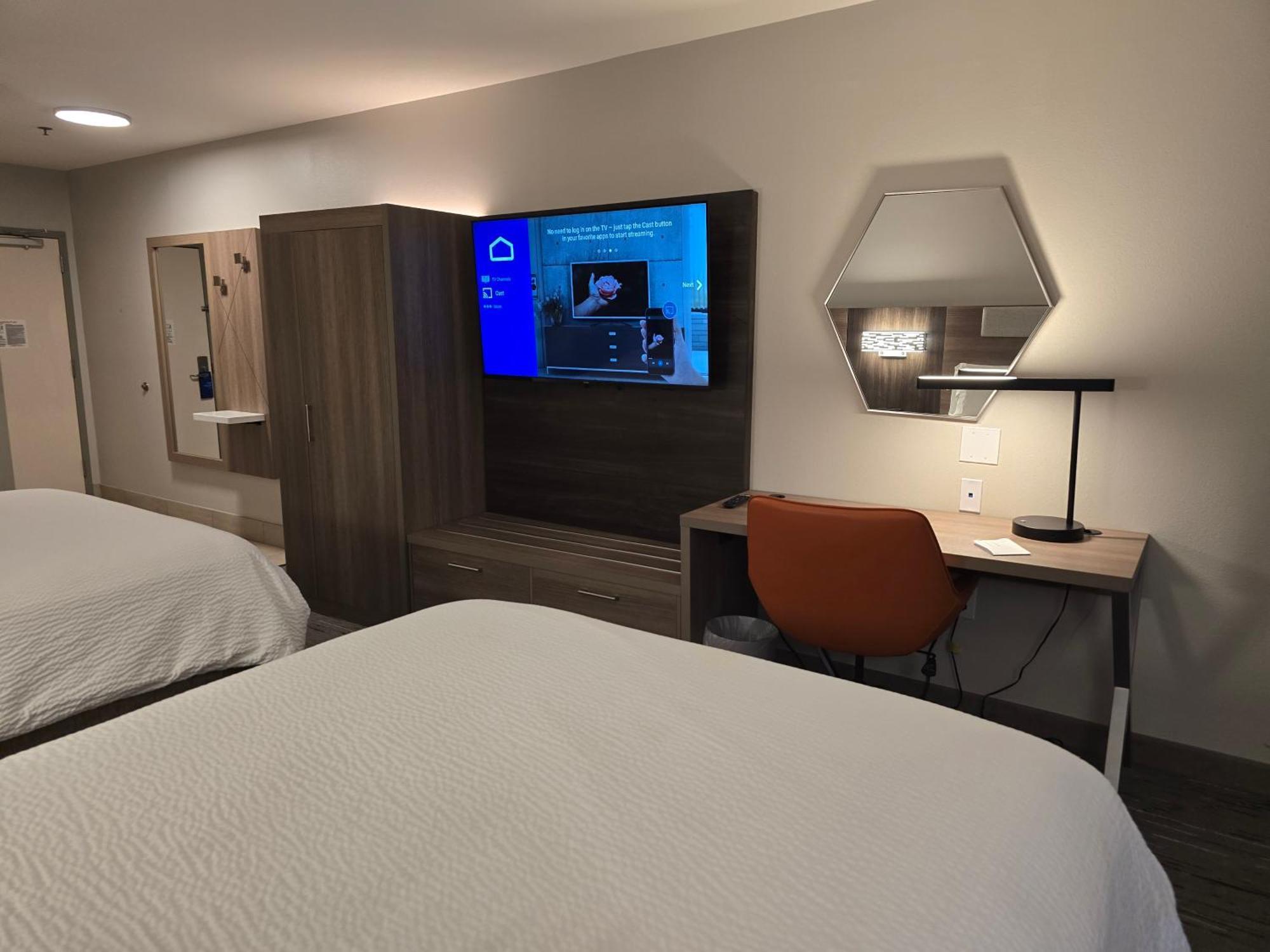 Standard Queen Room with Two Queen Beds