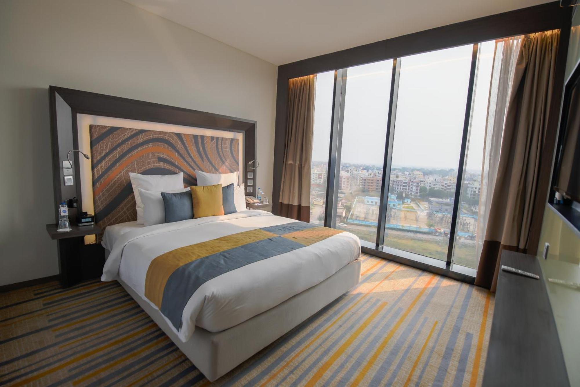 1BHK Apartment 10am to 6pm 6hrs only Mandatory checkout at 6pm No allowed