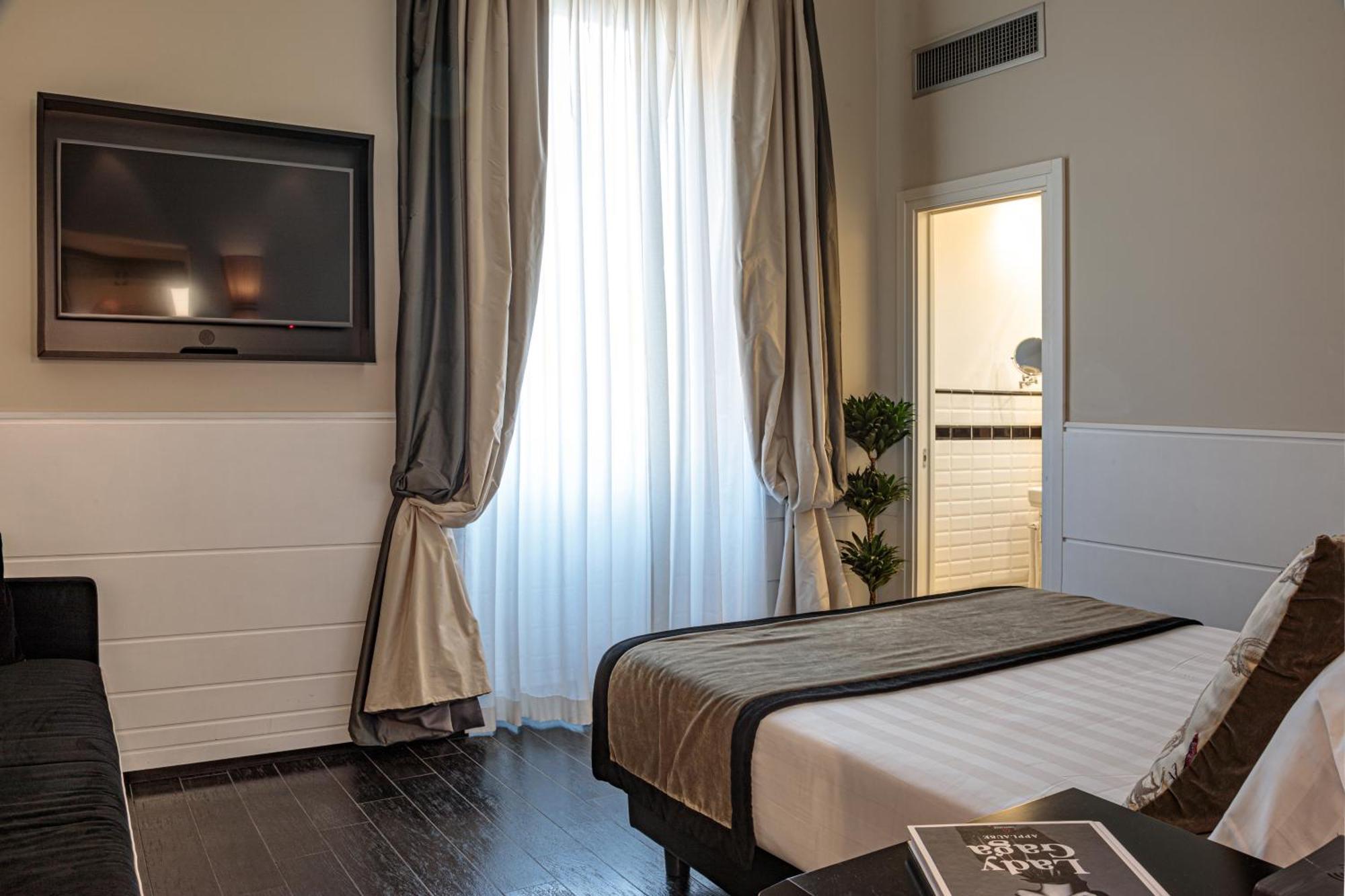 Classic Double Room,1666679172:JPEG