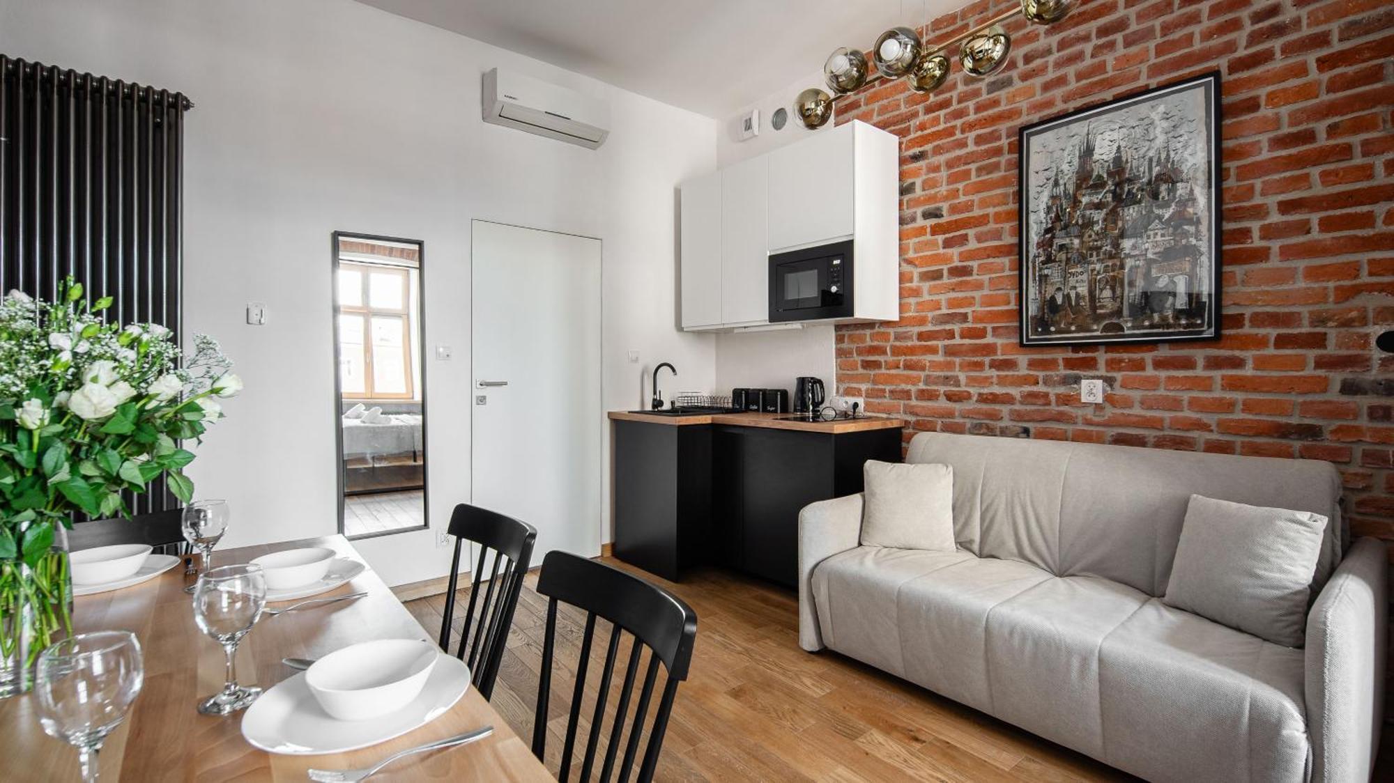 One-Bedroom Apartment
