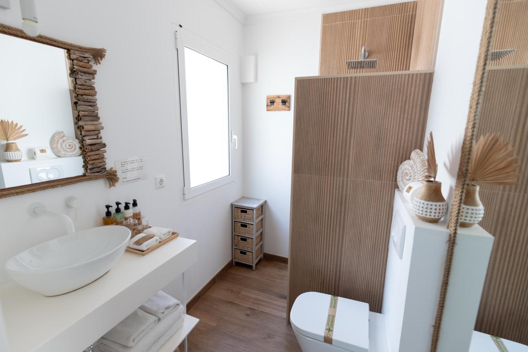 Double Room with Partial Sea View
