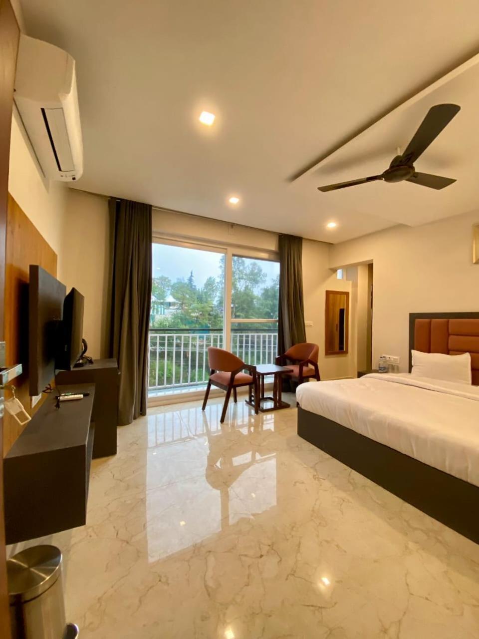 Suite with River View