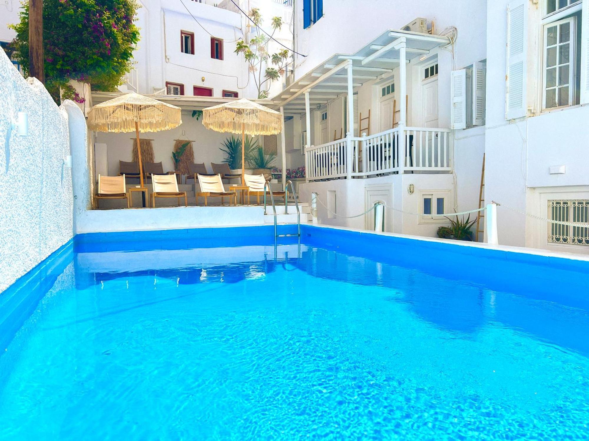 Junior Suite with Pool View