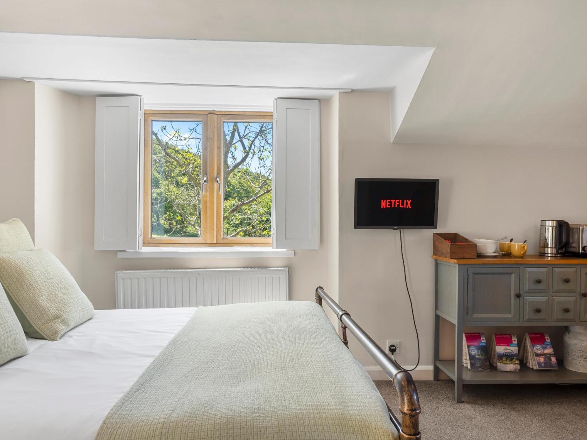 Double Room with Mountain View