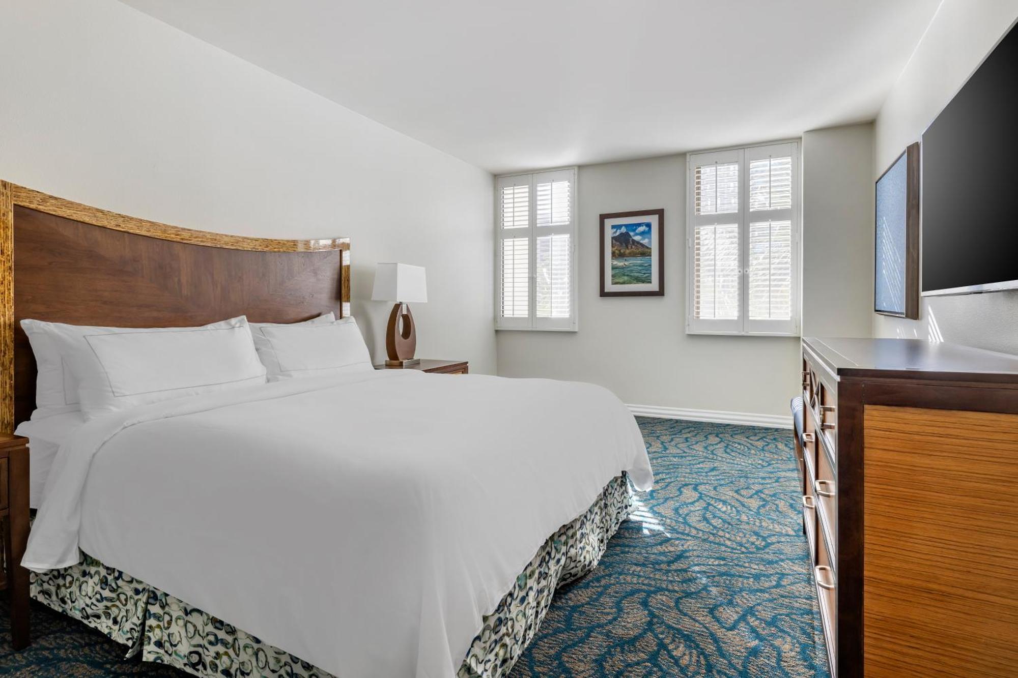 Two-Bedroom Suite with Sofa Bed and Ocean View - Lagoon Tower