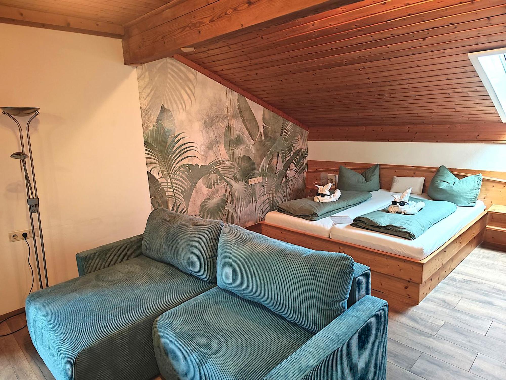 Apartment mit 1 Schlafzimmer und Balkon