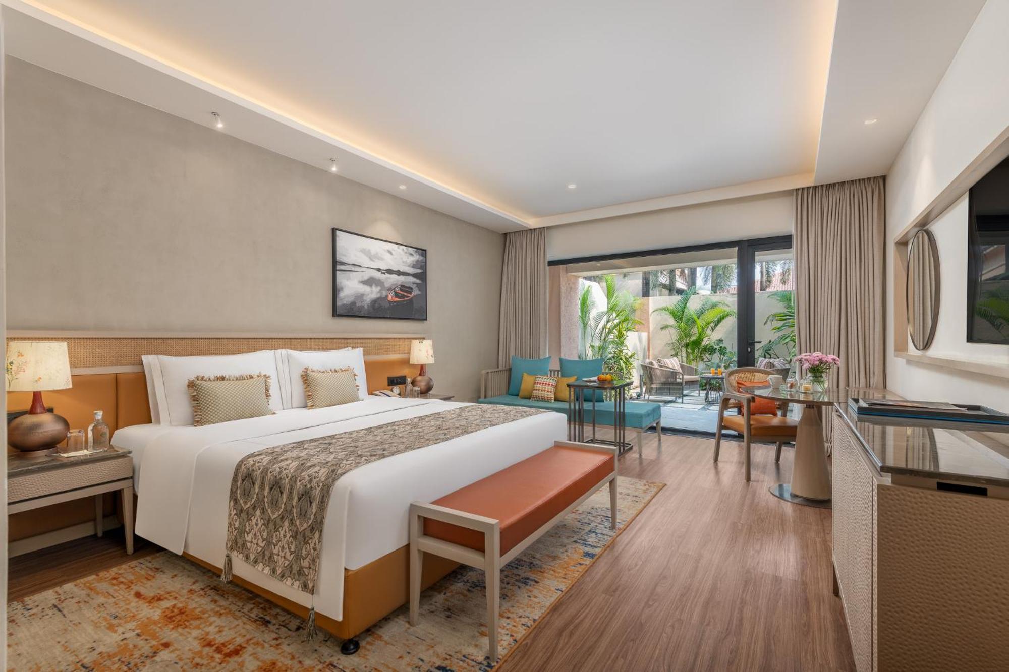 Deluxe King Room