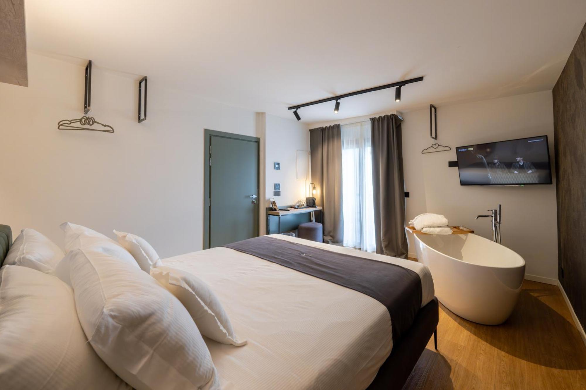 Junior Suite Balcony