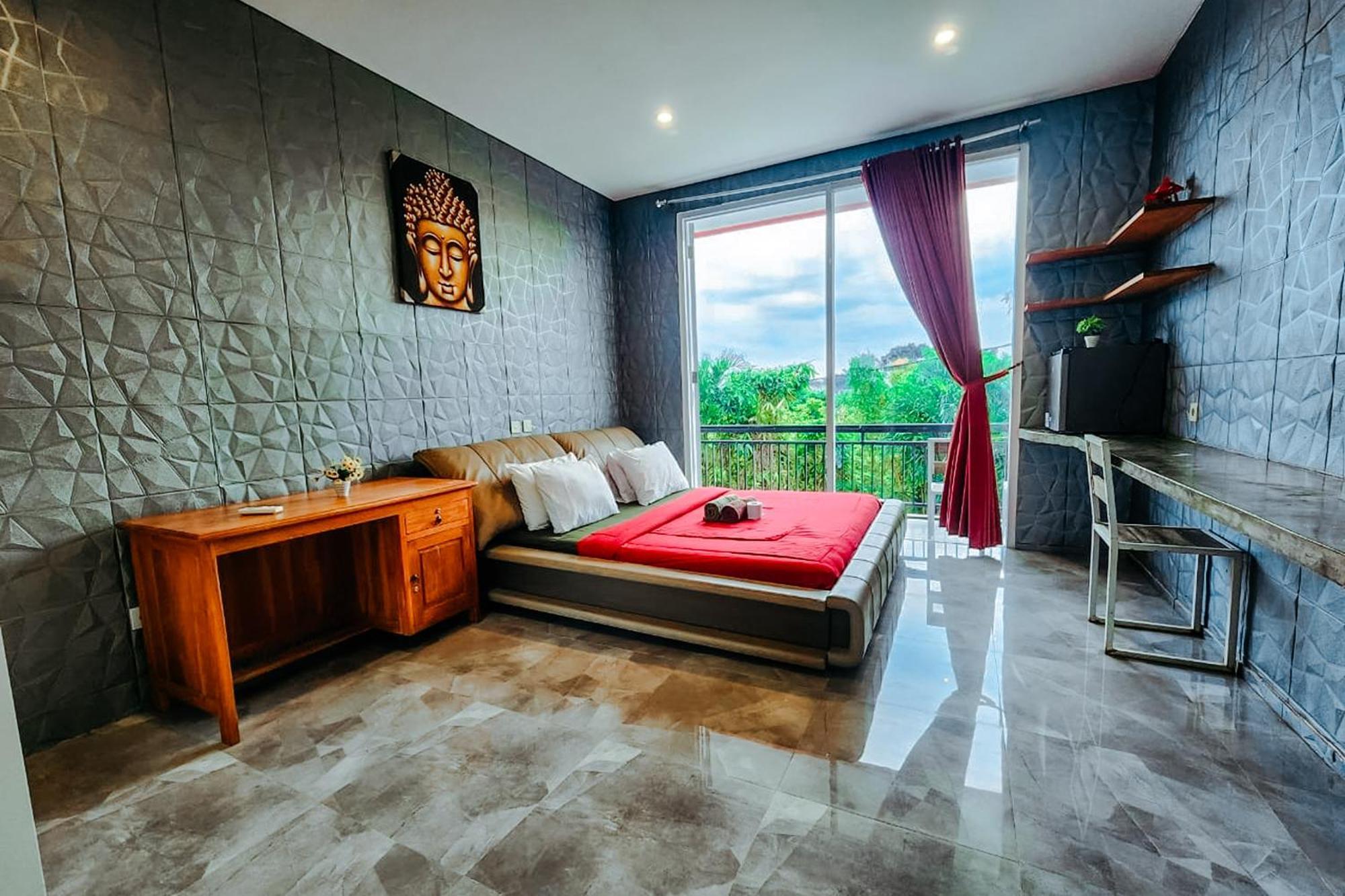 Double Room with Private Bathroom