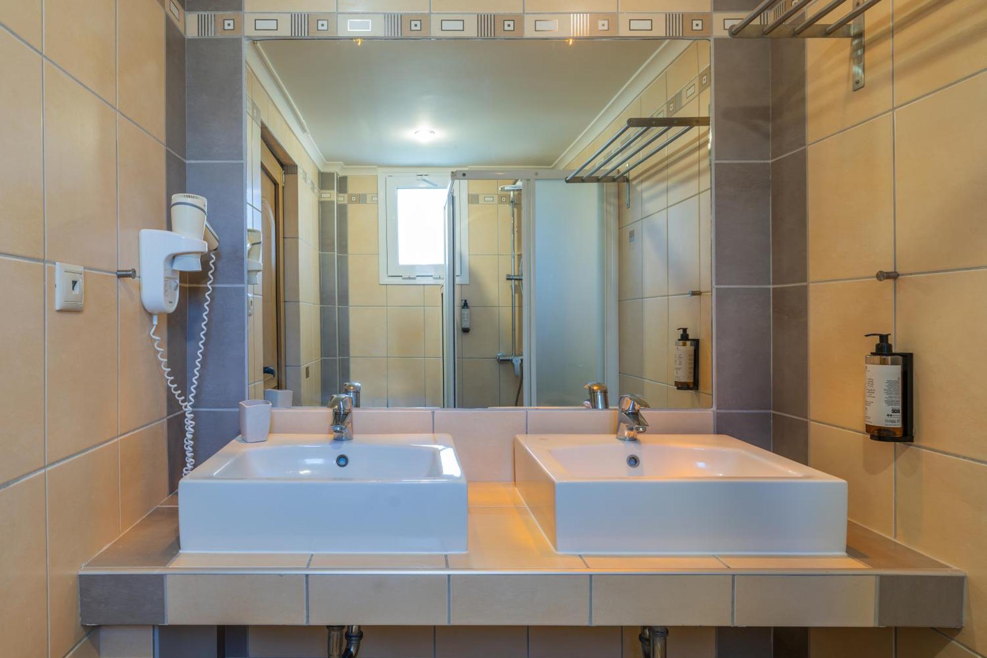 Double maisonette room