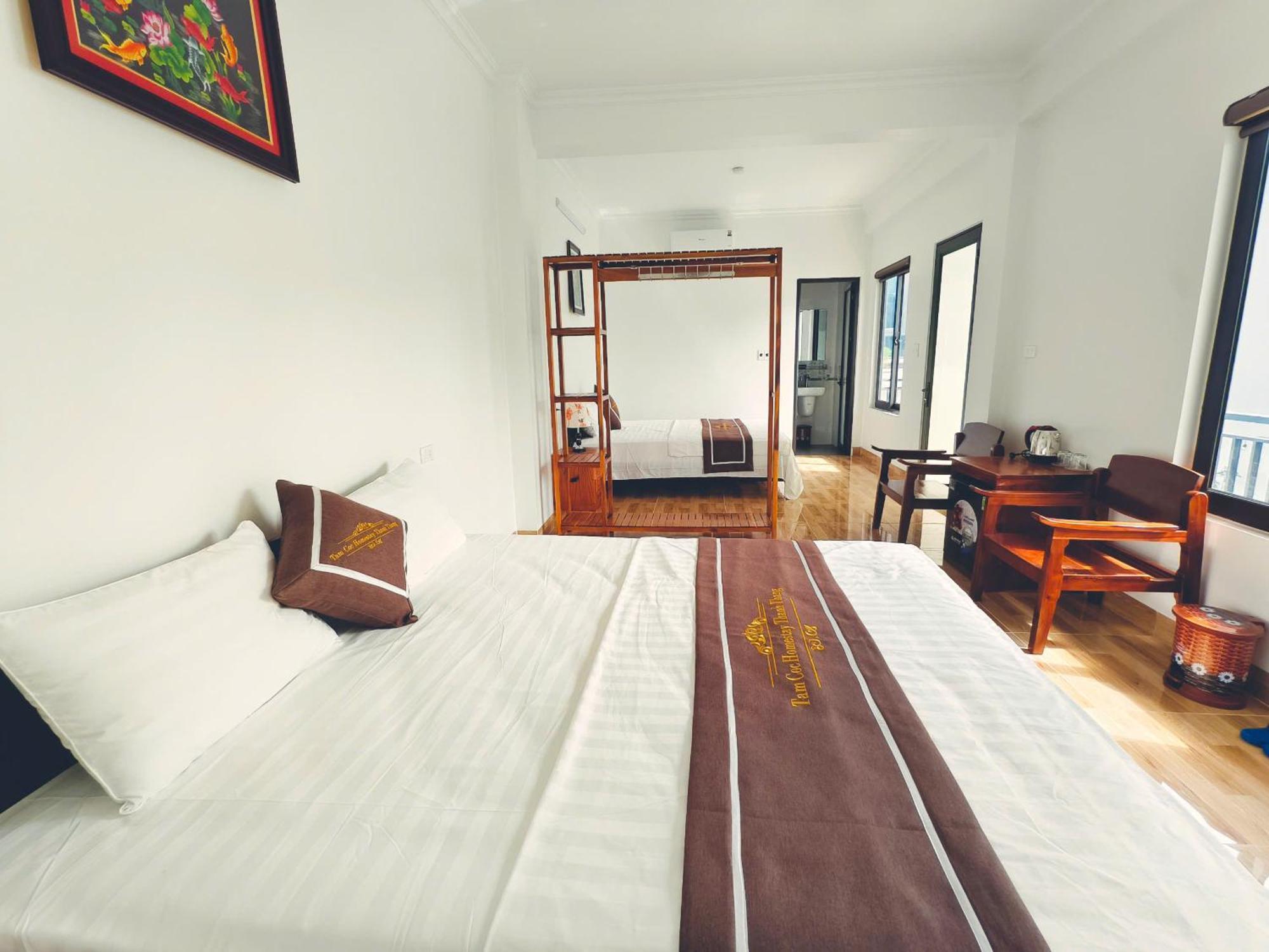 Phòng Có Giường Cỡ Queen Nhìn Ra Hồ Bơi