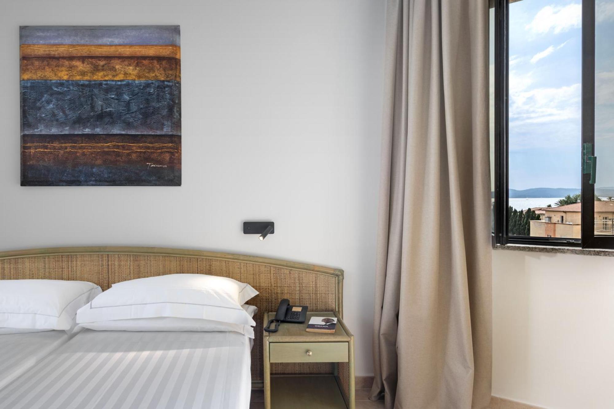 Double or Twin Room Sea View,1669820401:JPEG