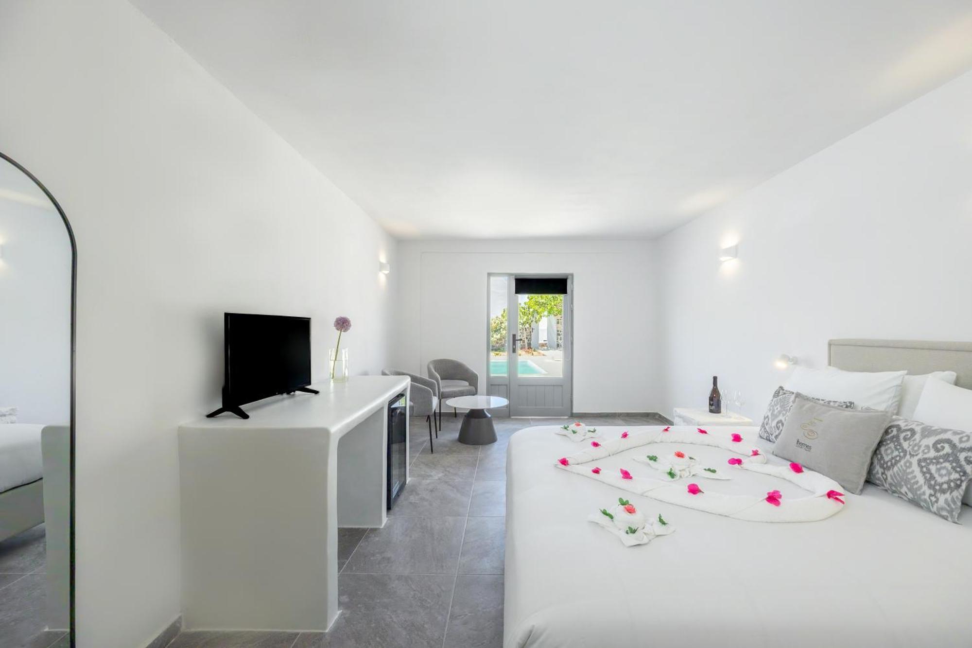 Junior Suite with Private Pool
