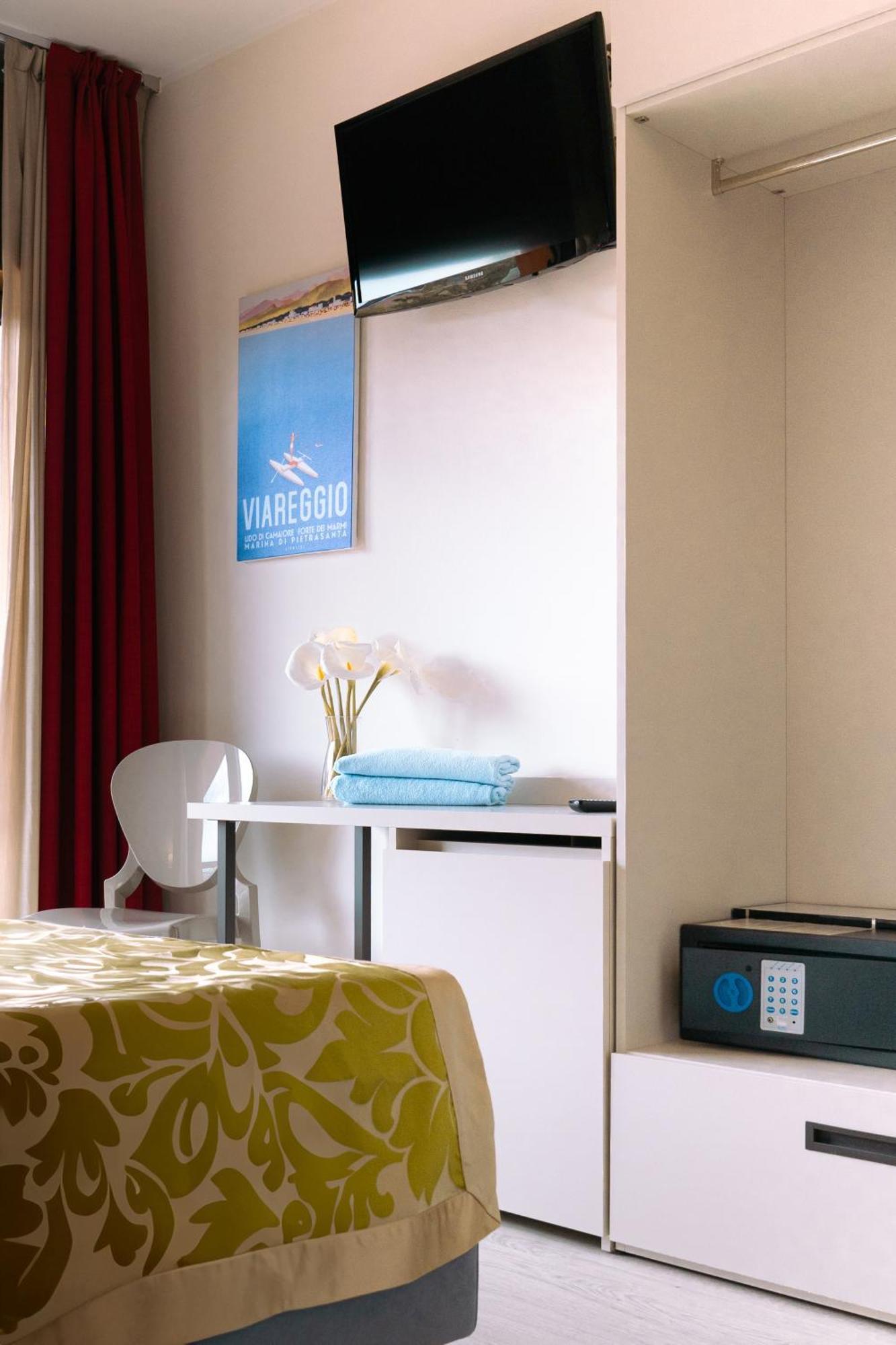 Superior Double or Twin Room with Terrace