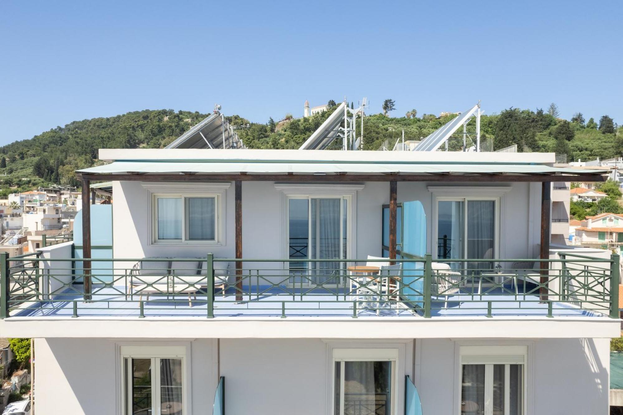 Superior Family Room