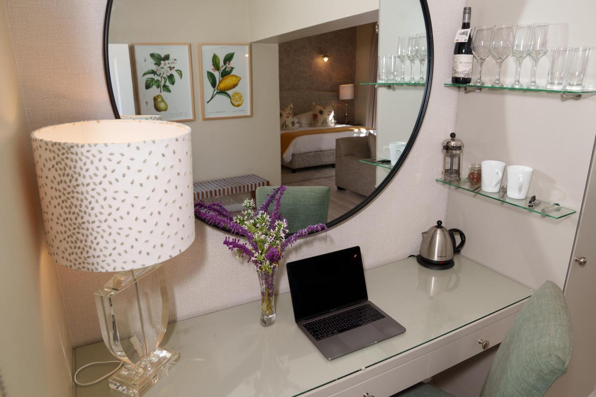 Luxus Suite mit Blick auf den Pool