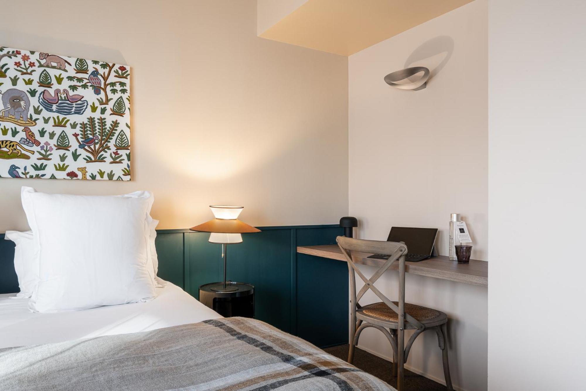 Junior Suite,1669838609:JPEG
