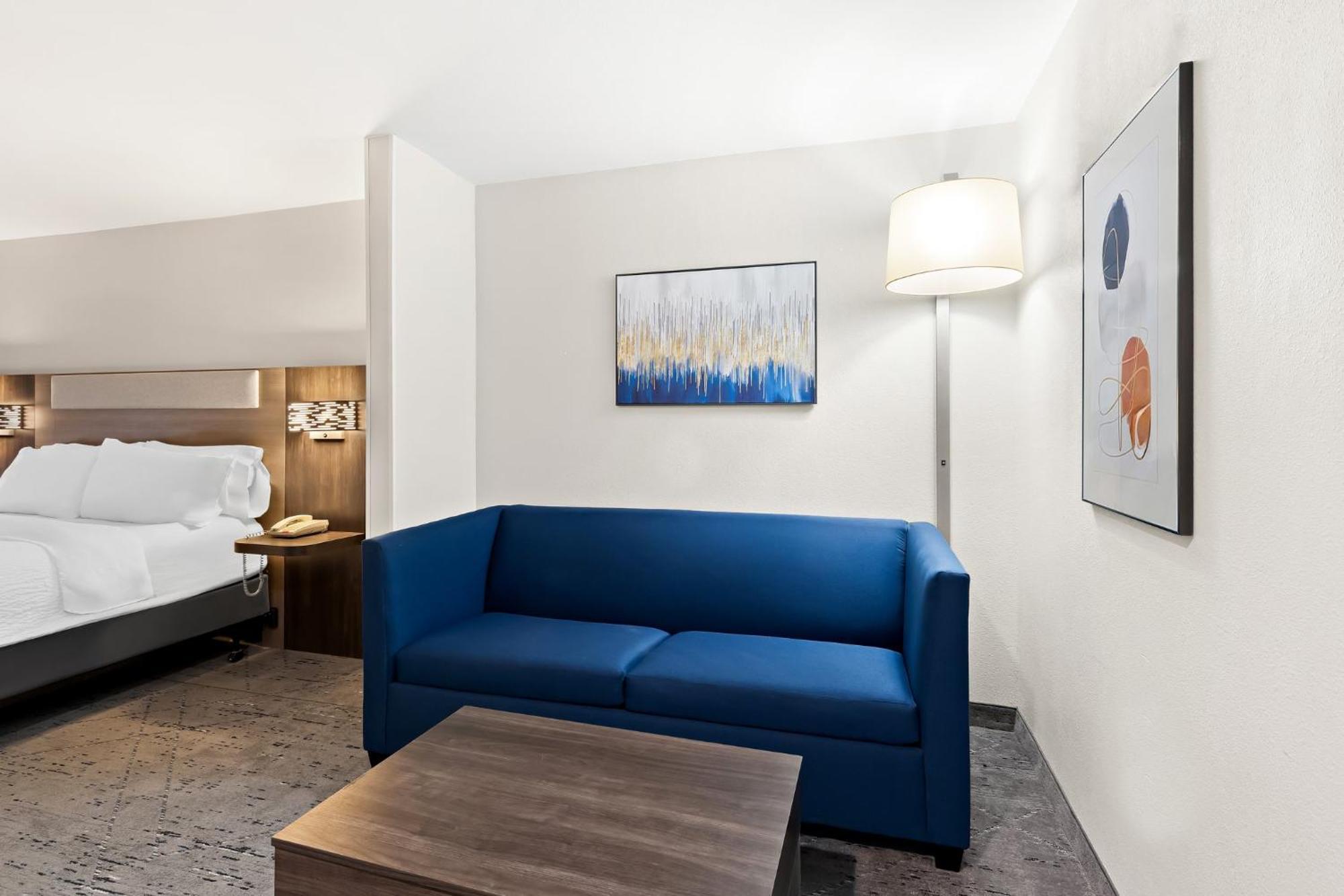 King Suite with Sofa Bed
