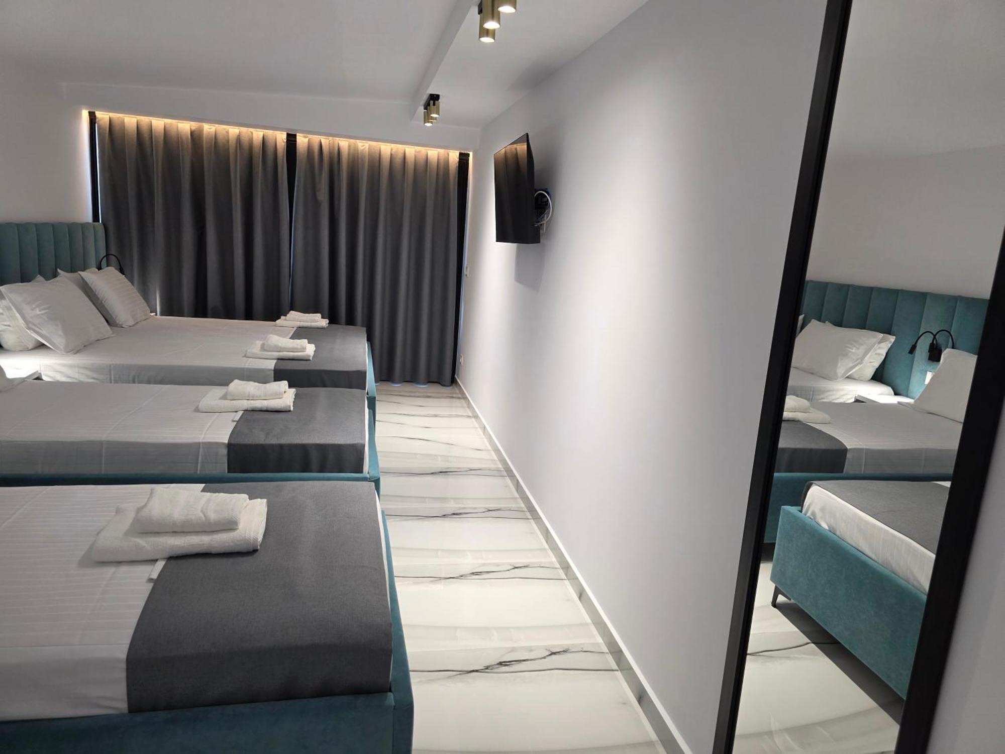 Quadruple Room with Sea View