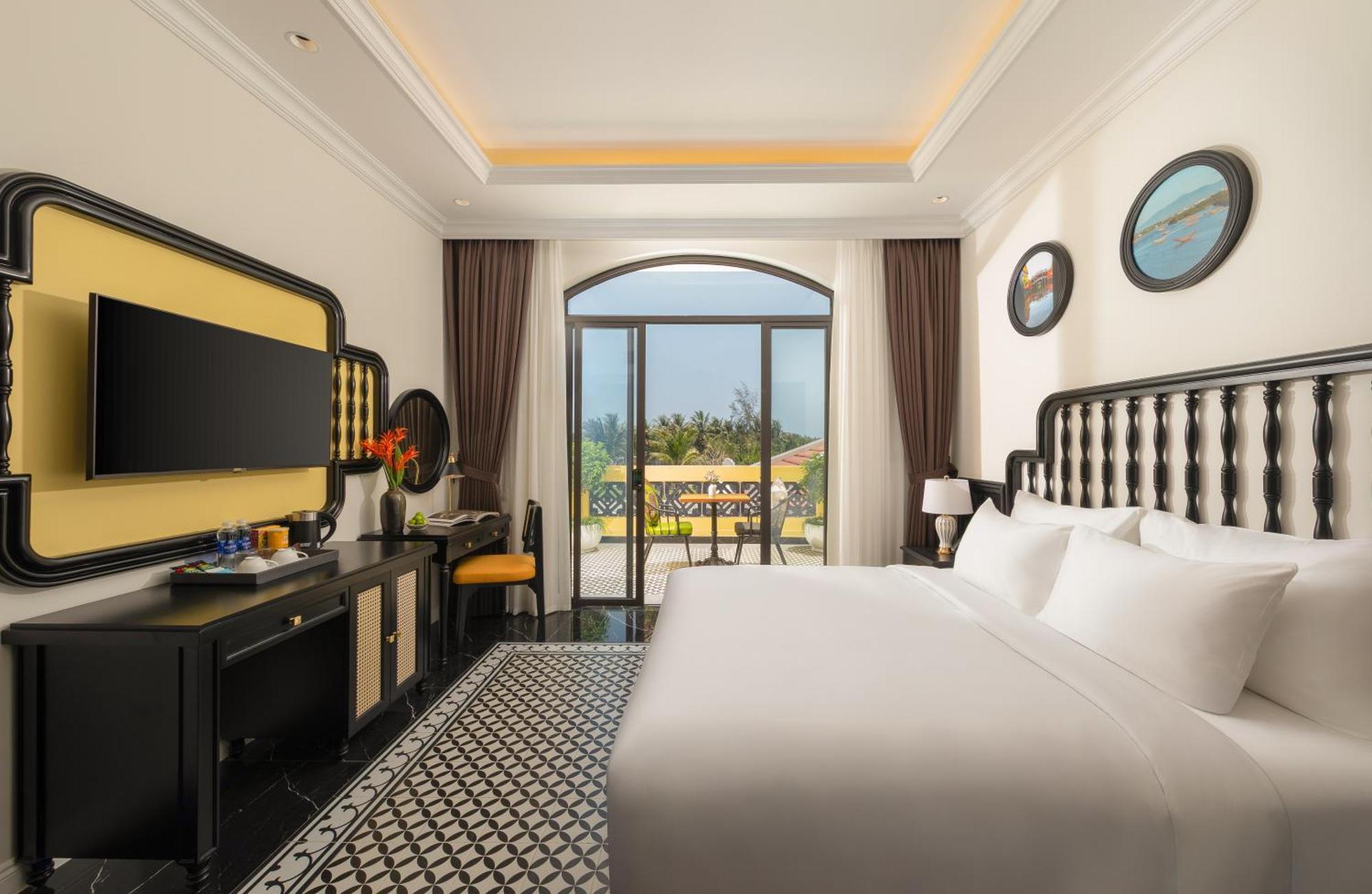 Grand Premier King Room