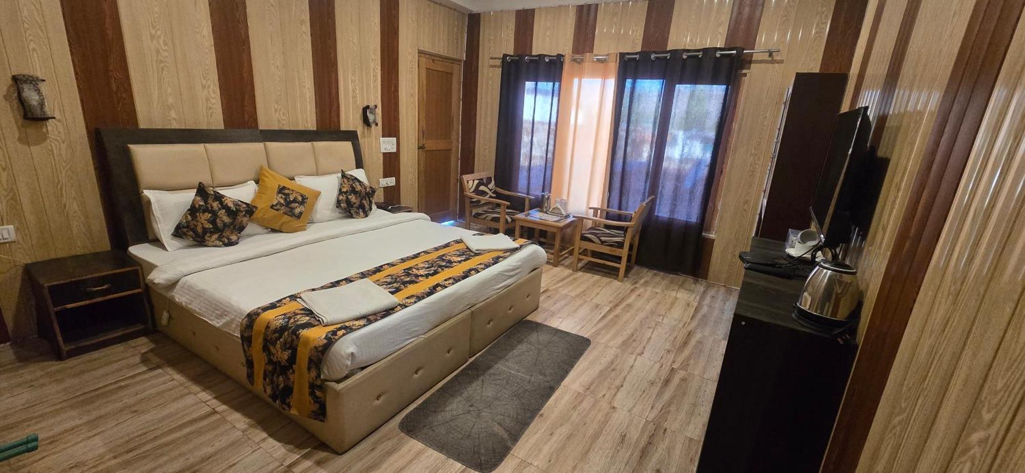 Double Room