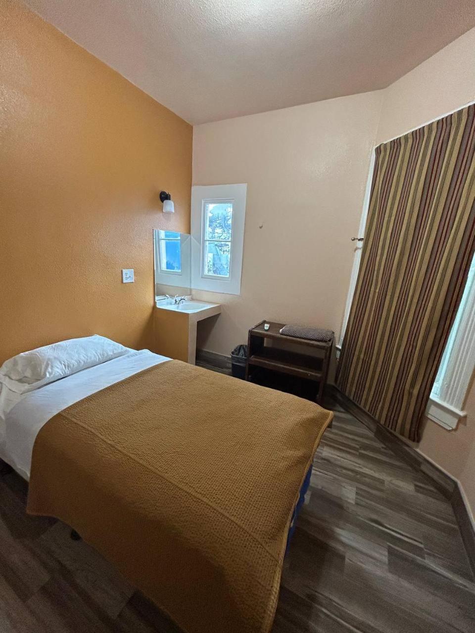 Budget Single Room