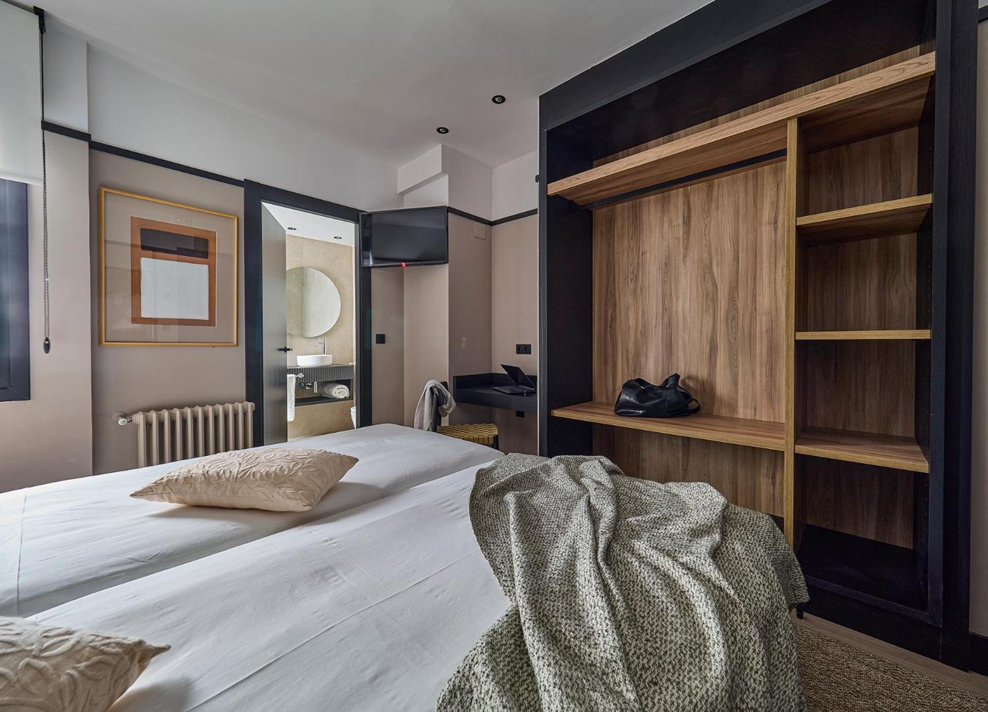 Double Interior Room